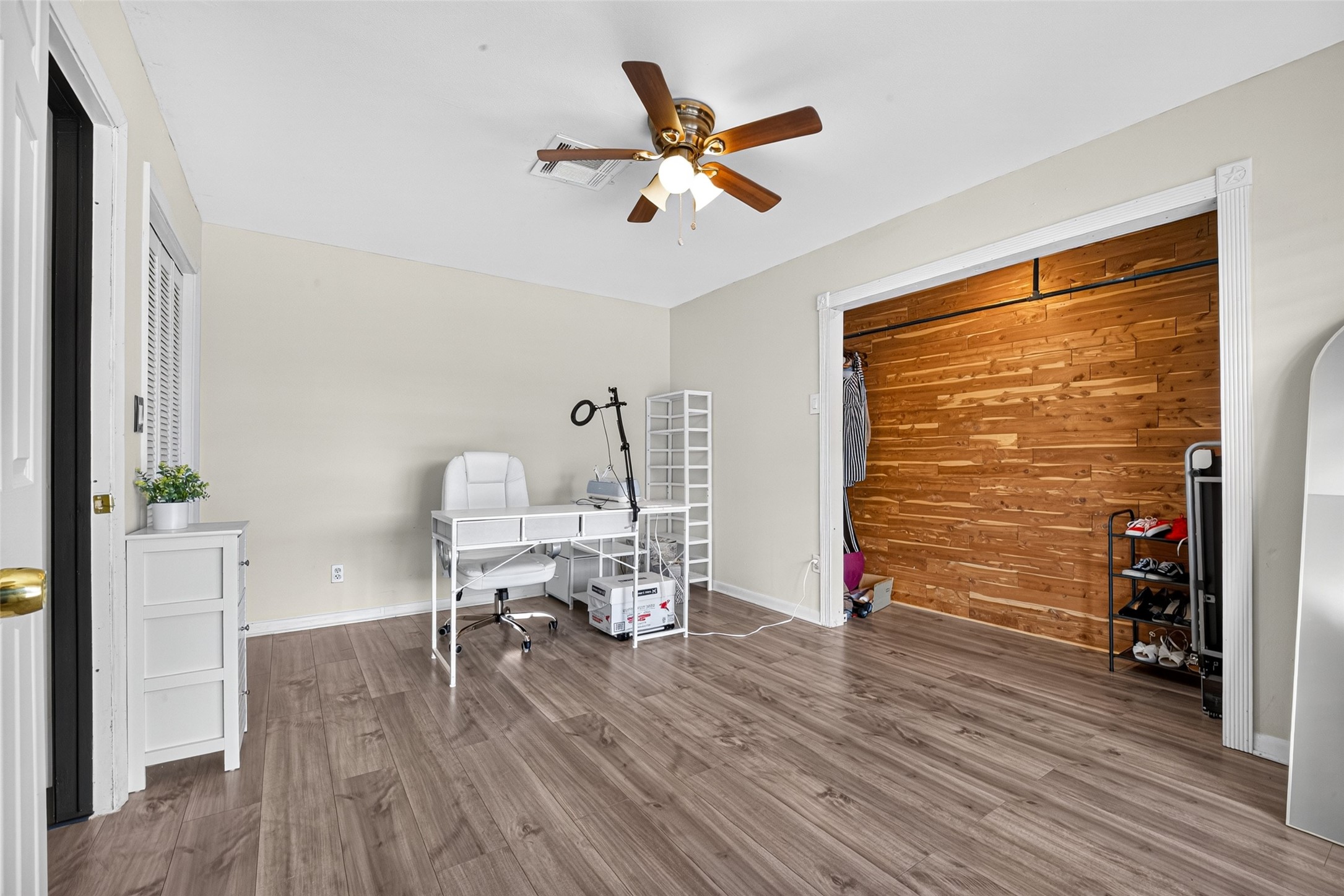 2226 Viola Drive, League City, TX 77573