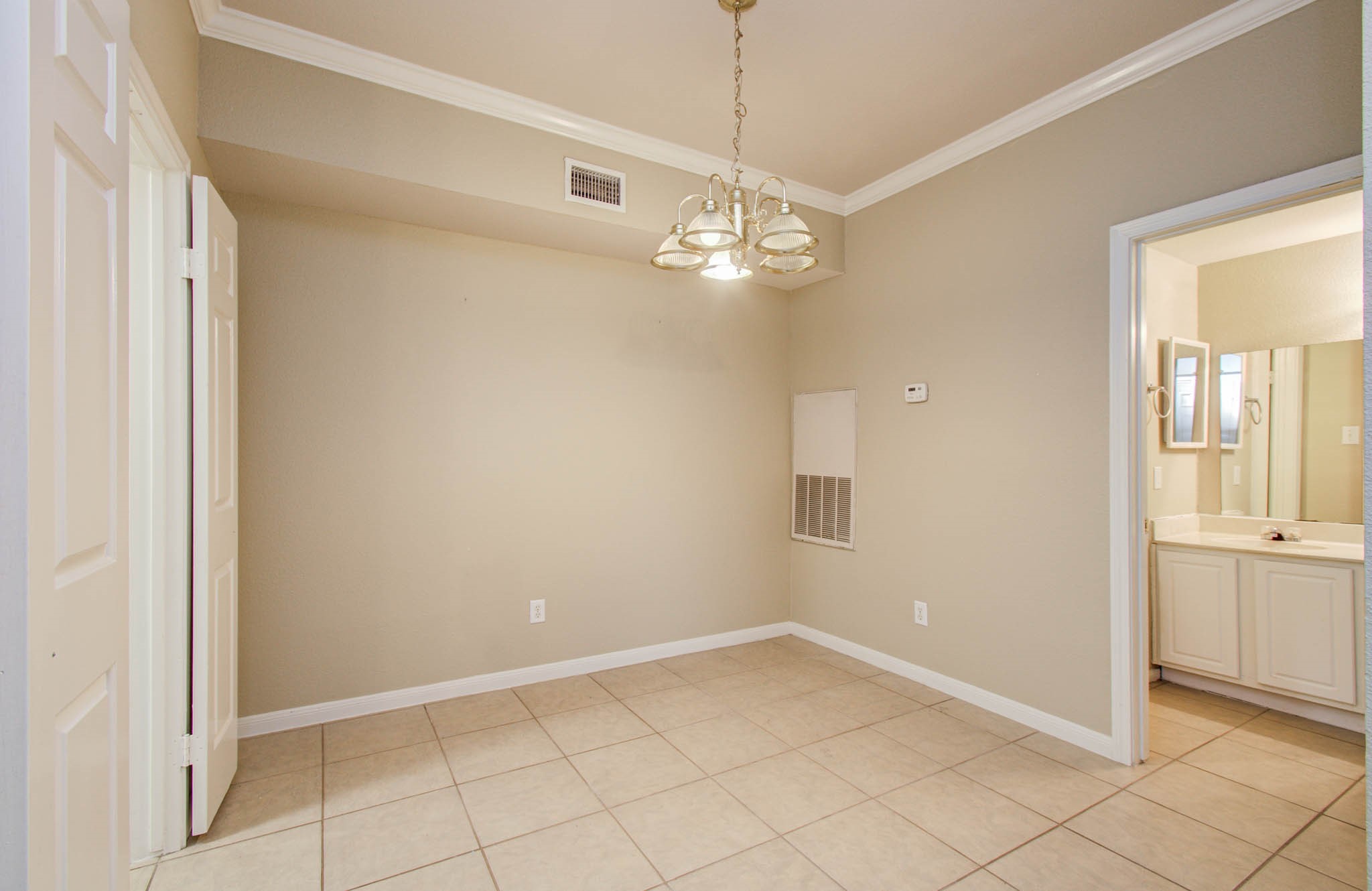 Dining area right off Kitchen