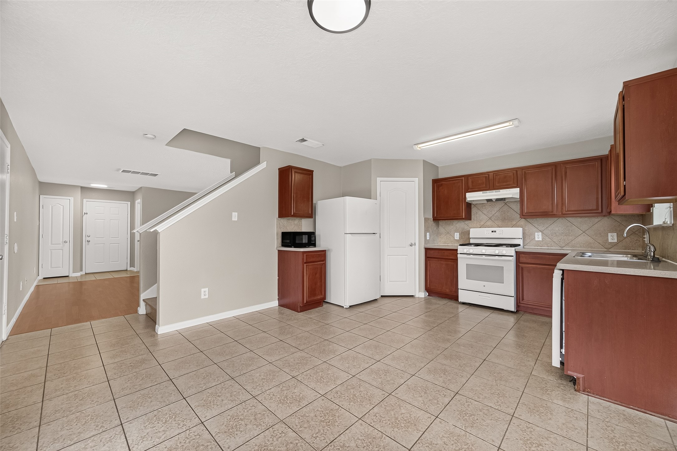 3519 Fuller Bluff Drive, Spring, TX 77386