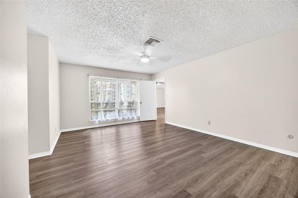 11103 Bellerive Drive, Houston, TX 77072