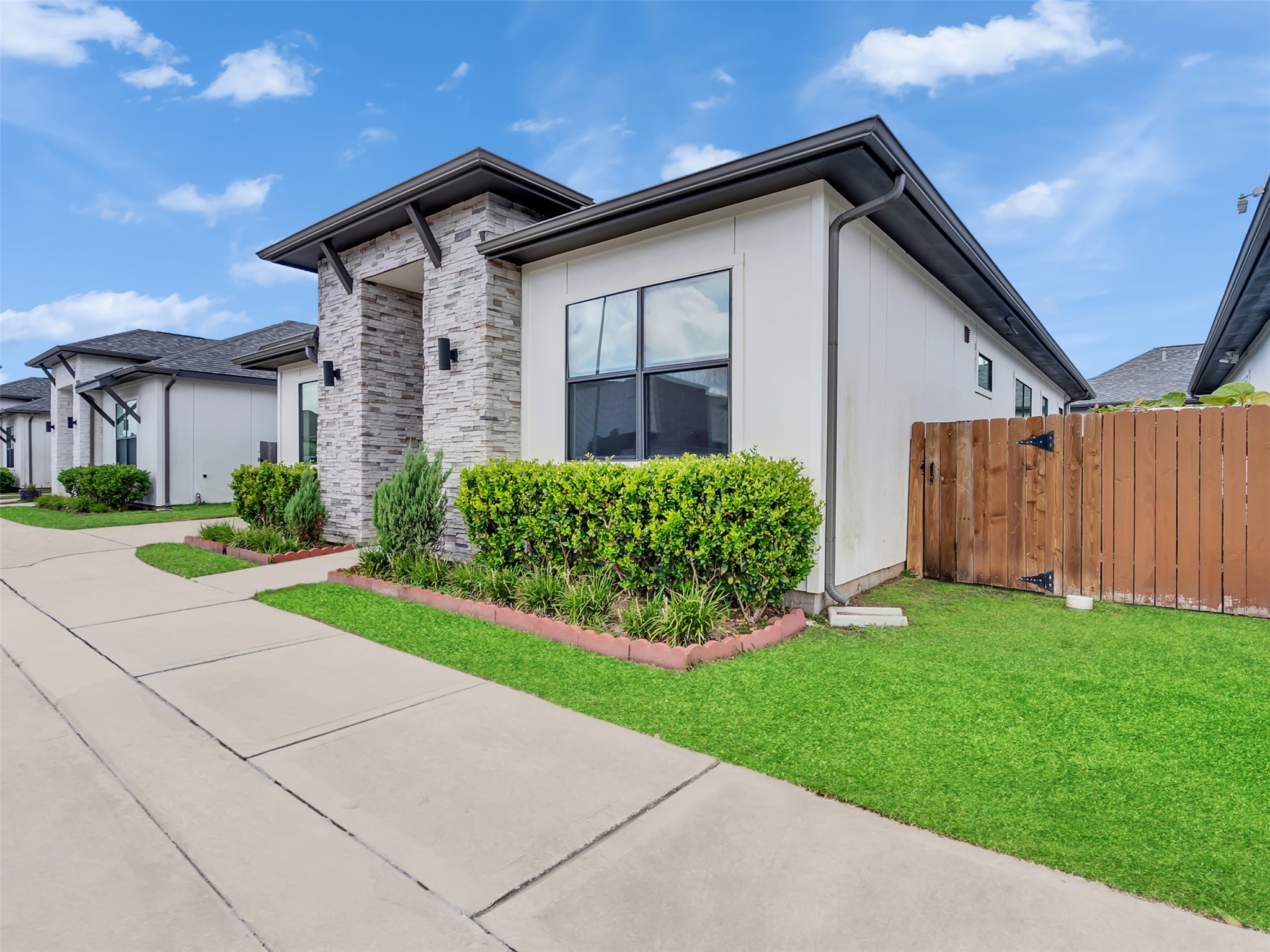 10330 Grove Row Avenue, Richmond, TX 77407 10330 Grove Row Avenue, Richmond, TX 77407