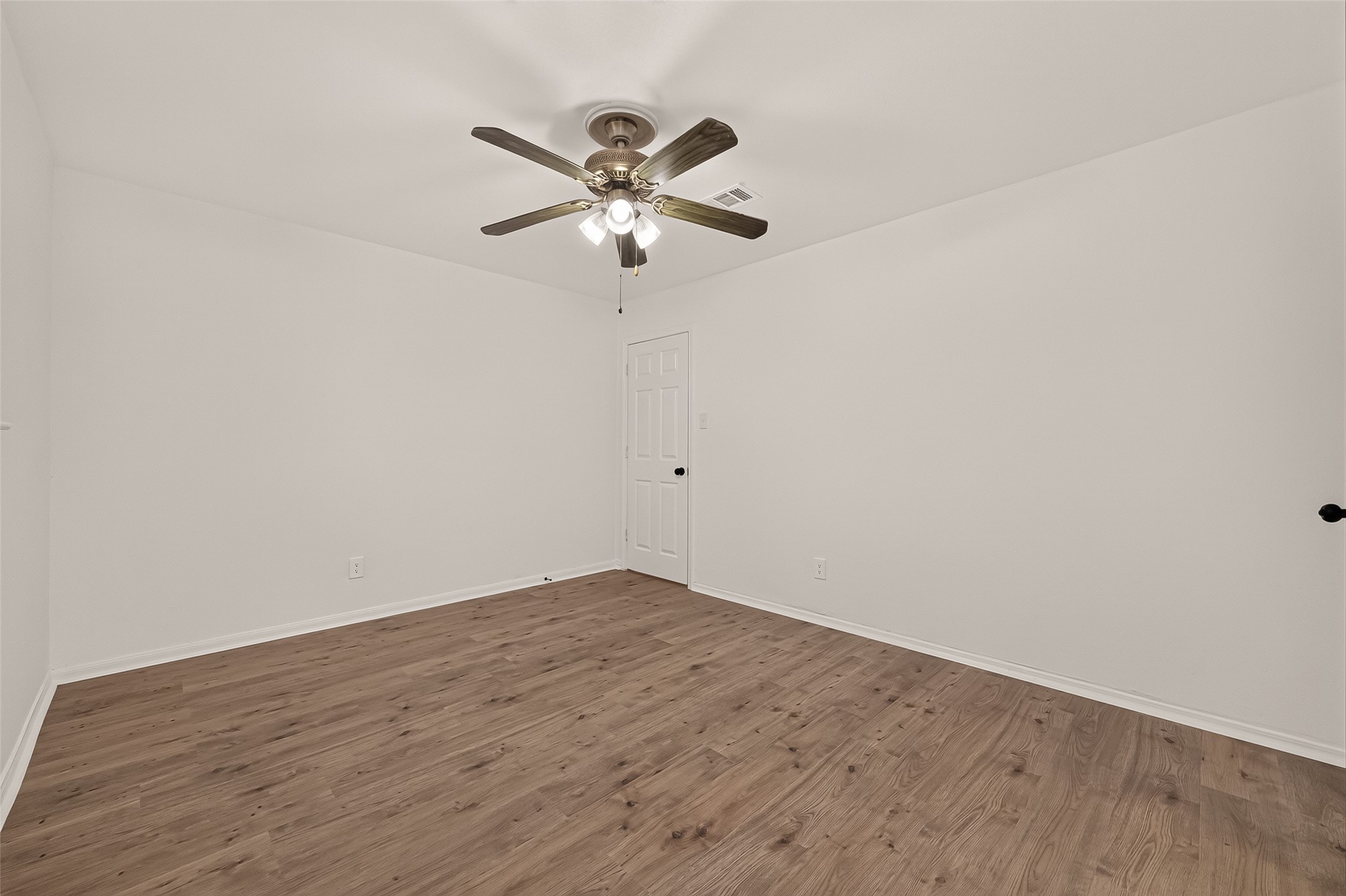 1910 Rainy River Drive, Houston, TX 77088