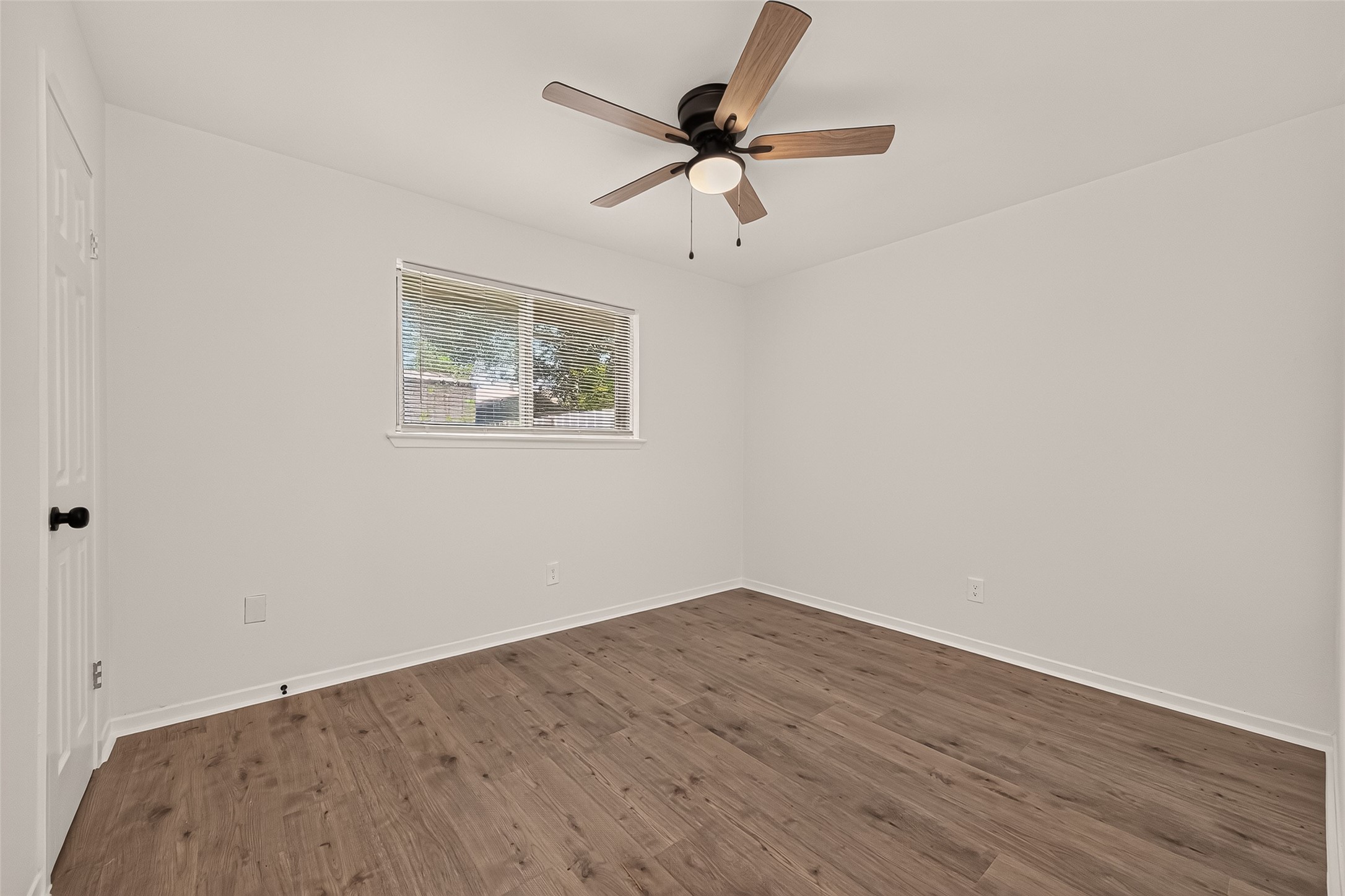 1910 Rainy River Drive, Houston, TX 77088