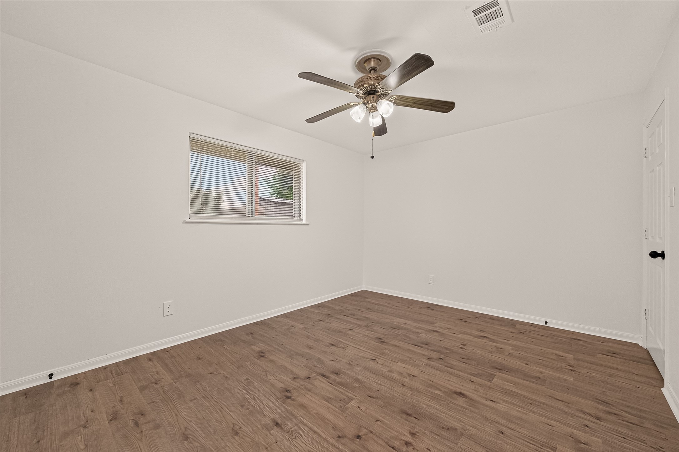 1910 Rainy River Drive, Houston, TX 77088