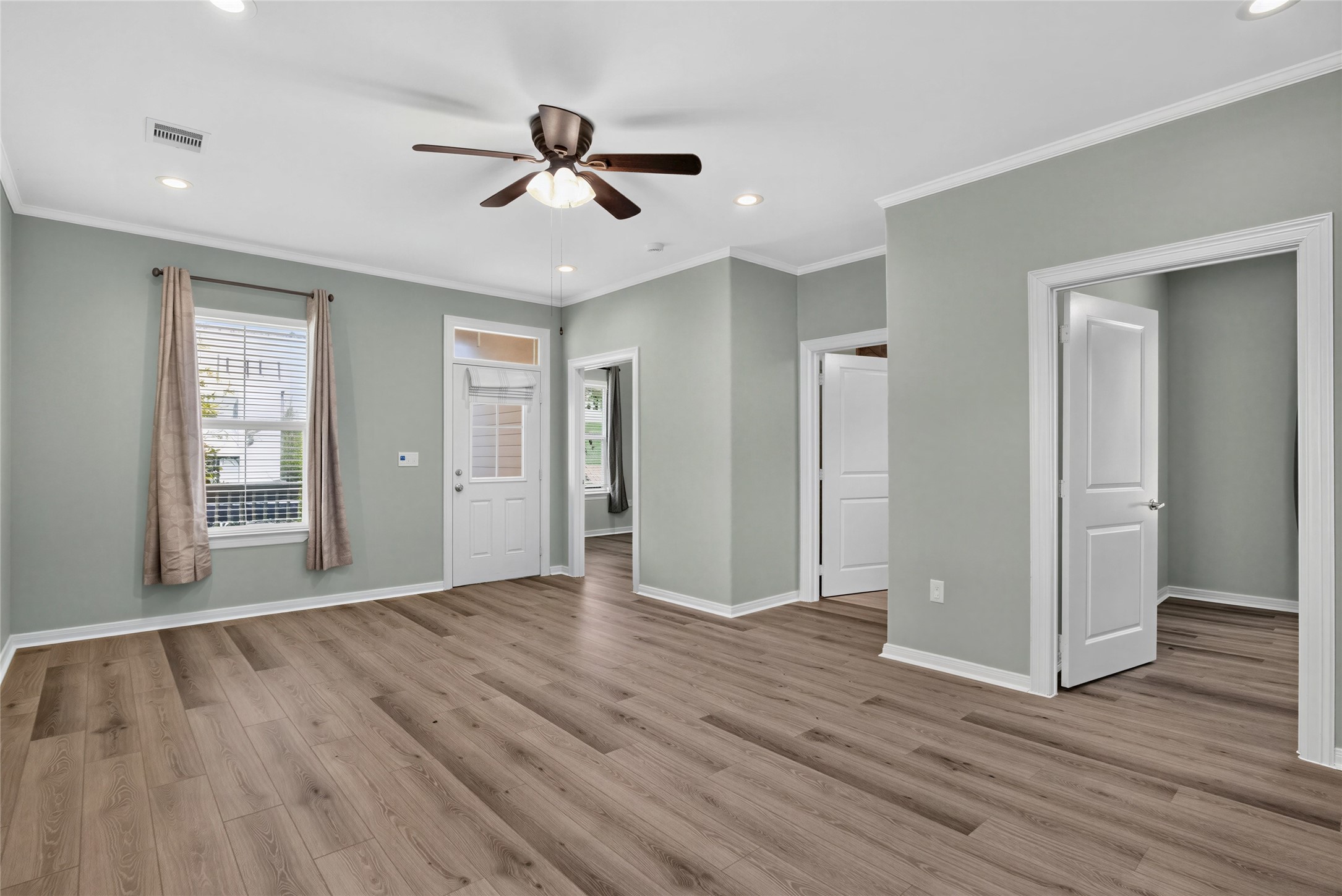 919 Postoffice, Galveston, TX 77550