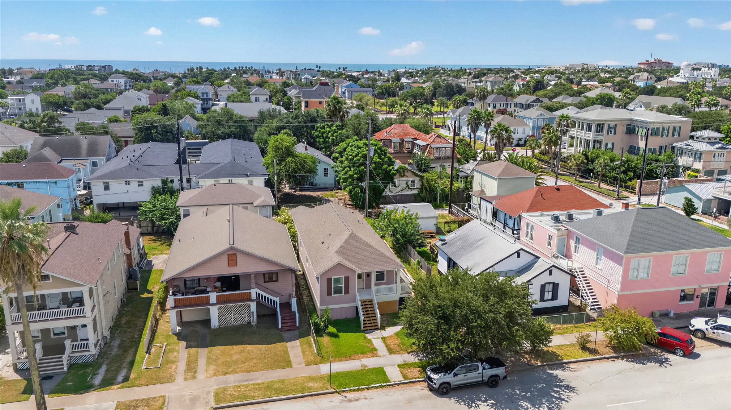 919 Postoffice, Galveston, TX 77550