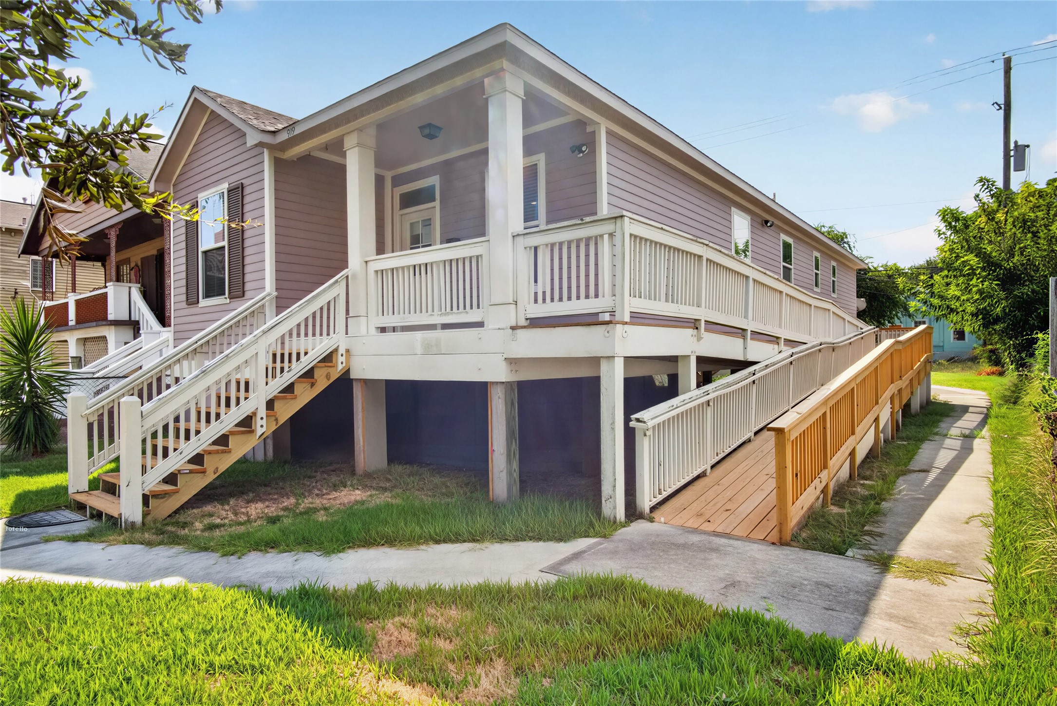 919 Postoffice, Galveston, TX 77550