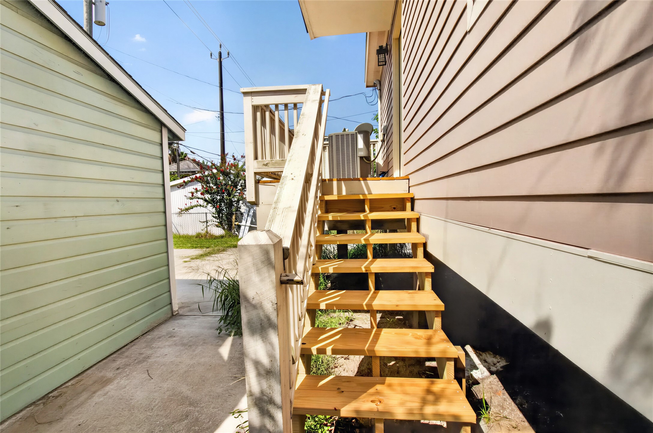919 Postoffice, Galveston, TX 77550