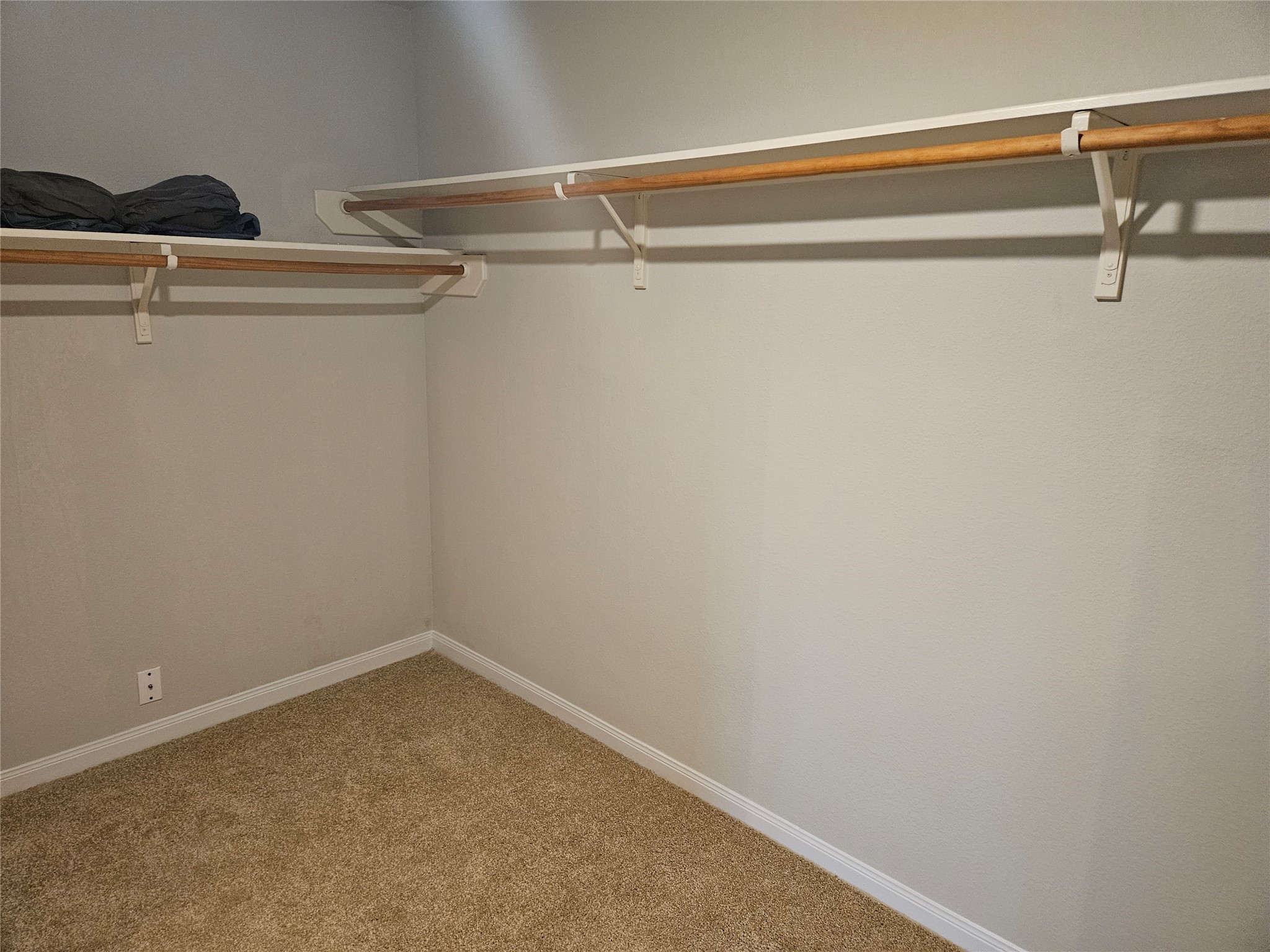 5614 Straight Way, Houston, TX 77339