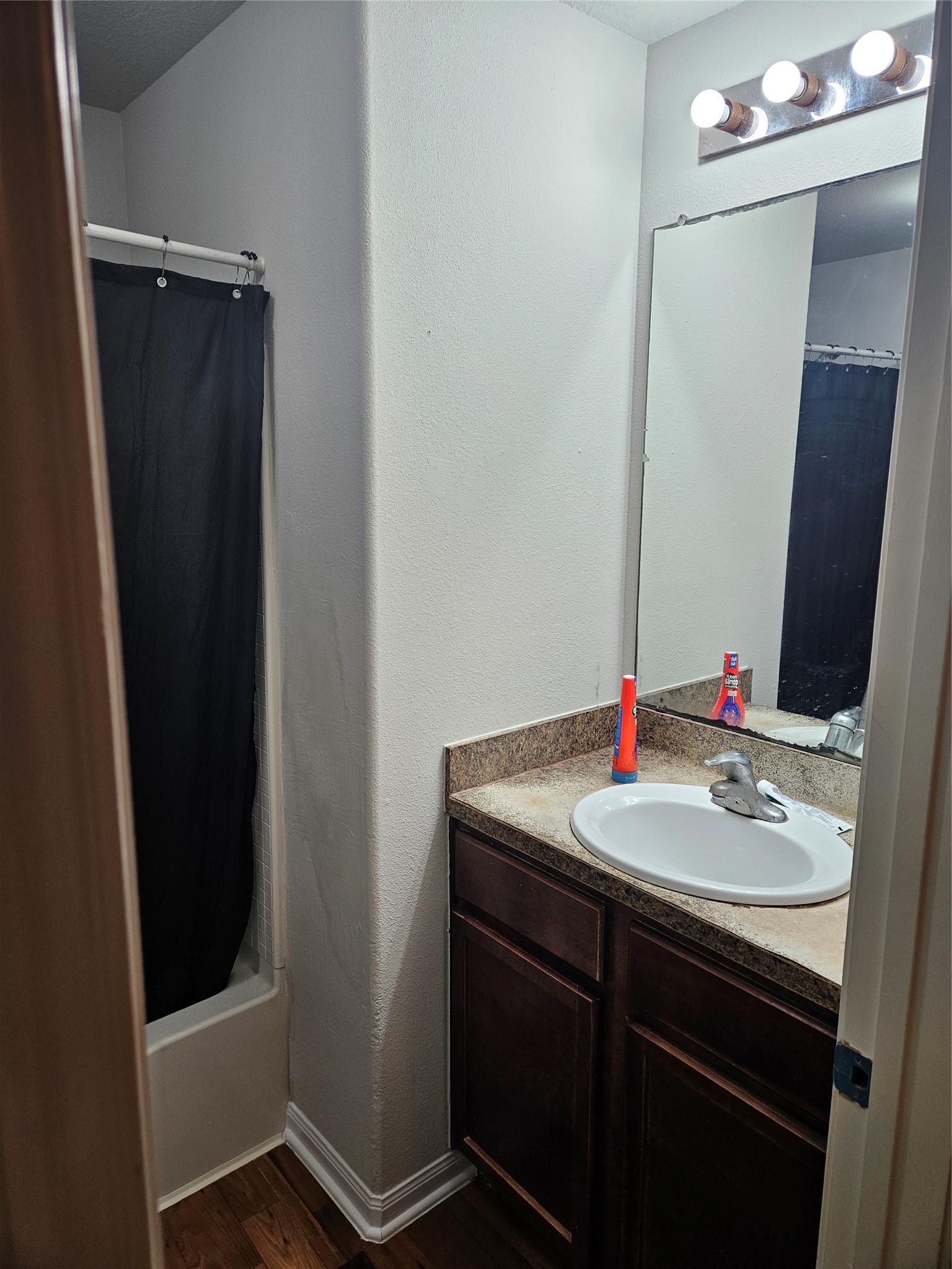 5614 Straight Way, Houston, TX 77339