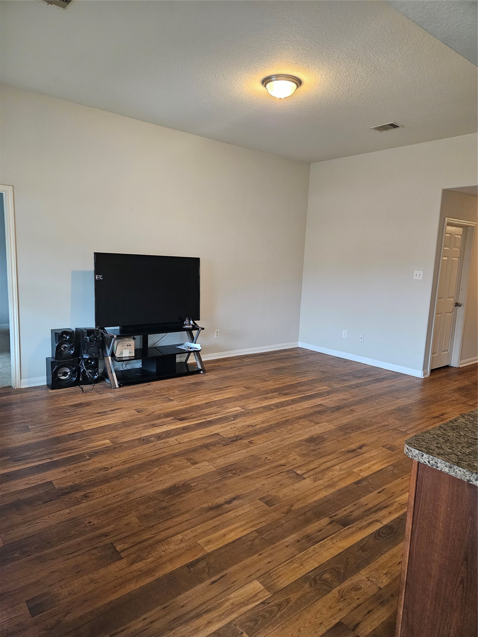 5614 Straight Way, Houston, TX 77339