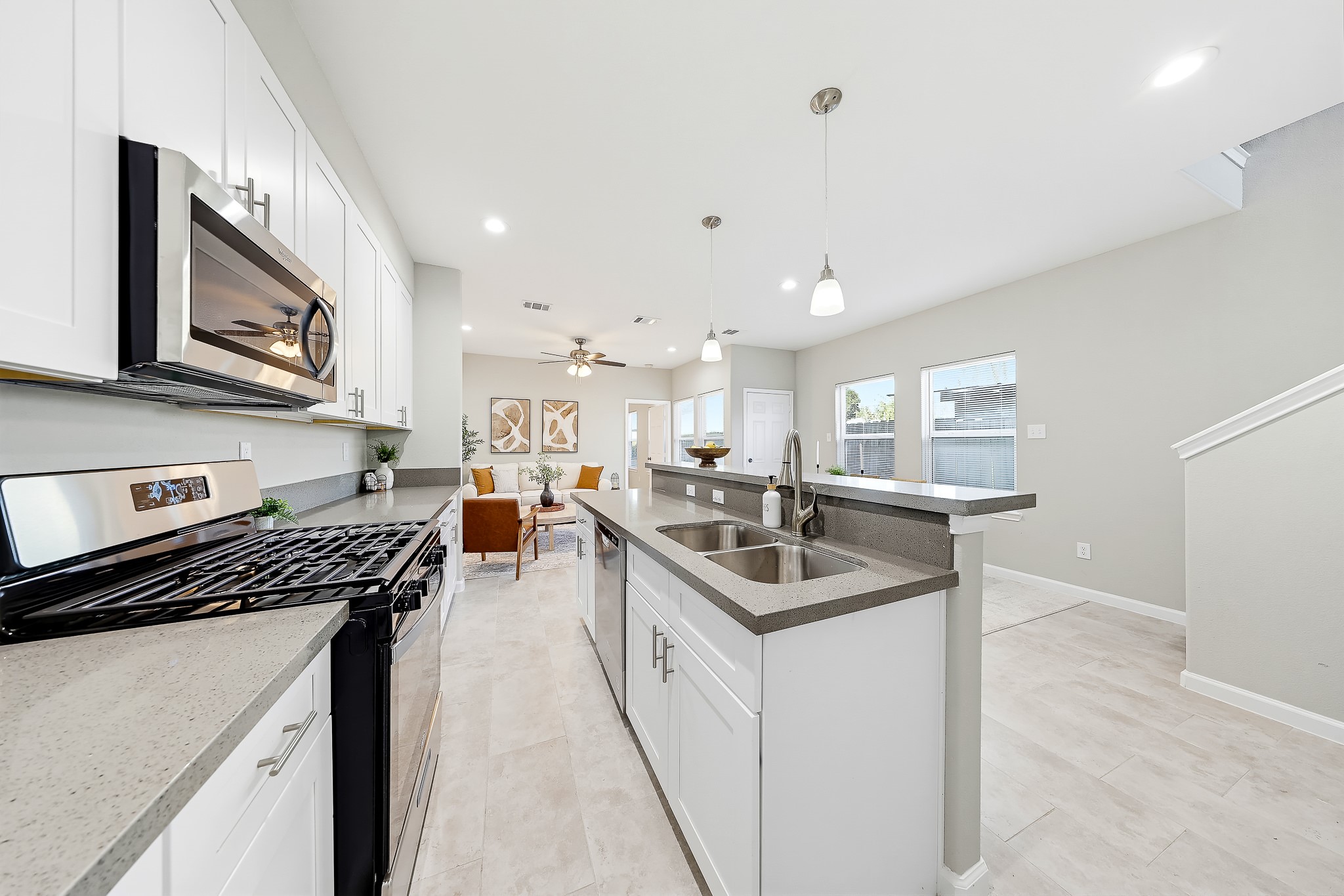 Prepare your favorite meals while staying connected to the moments happening around you. Prepare your favorite meals while staying connected to the moments happening around you.