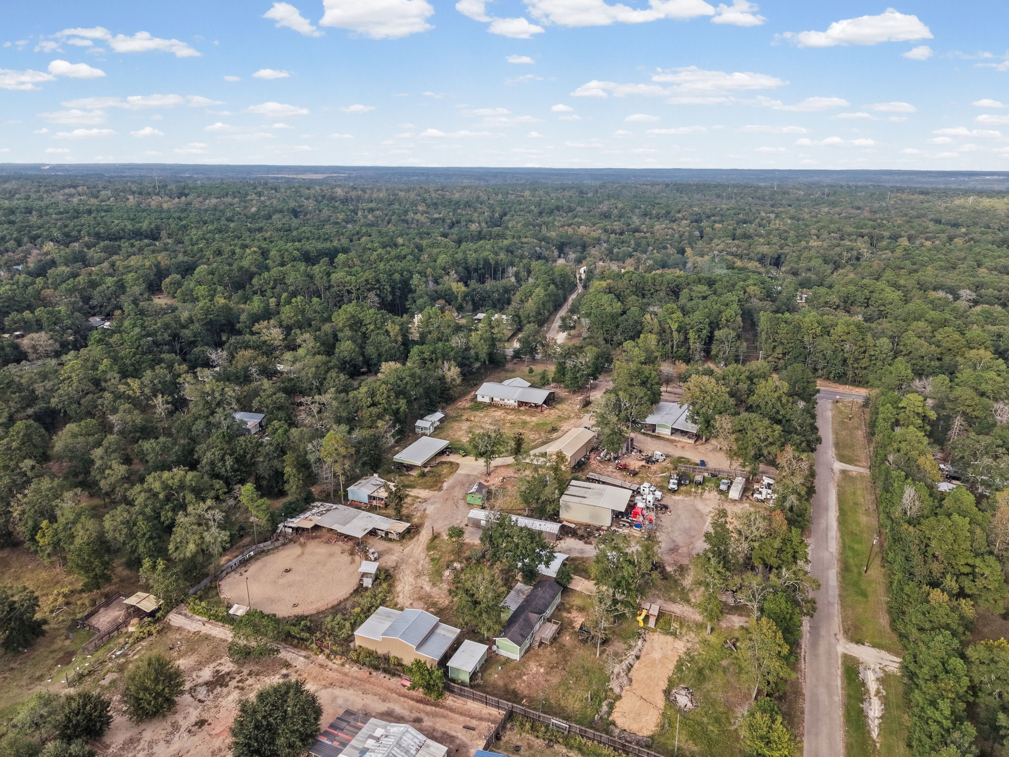 13819 Coaltown Road, Willis, TX 77378 13819 Coaltown Road, Willis, TX 77378