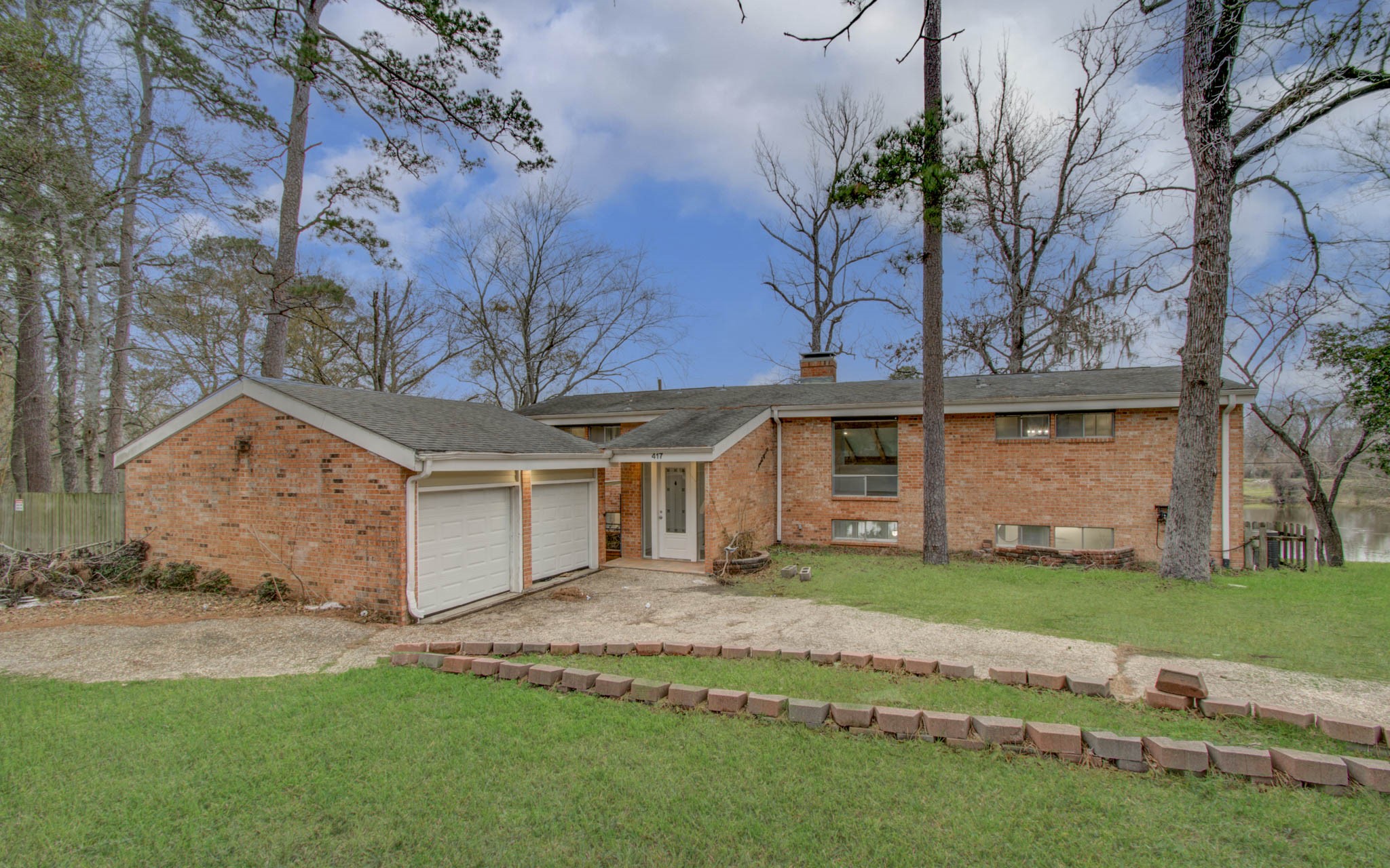417 Brook Hollow Drive, Conroe, TX 77385 417 Brook Hollow Drive, Conroe, TX 77385