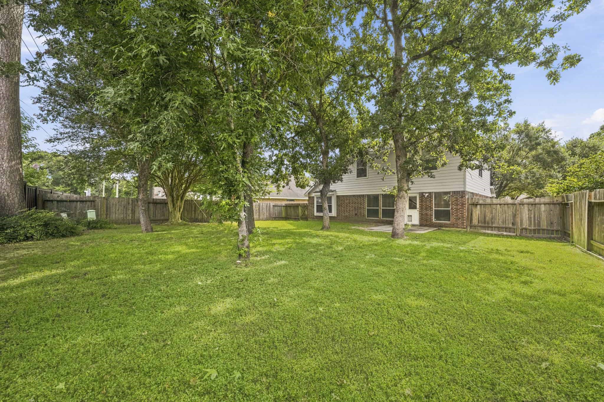 17907 Pelican Cove Court, Humble, TX 77346