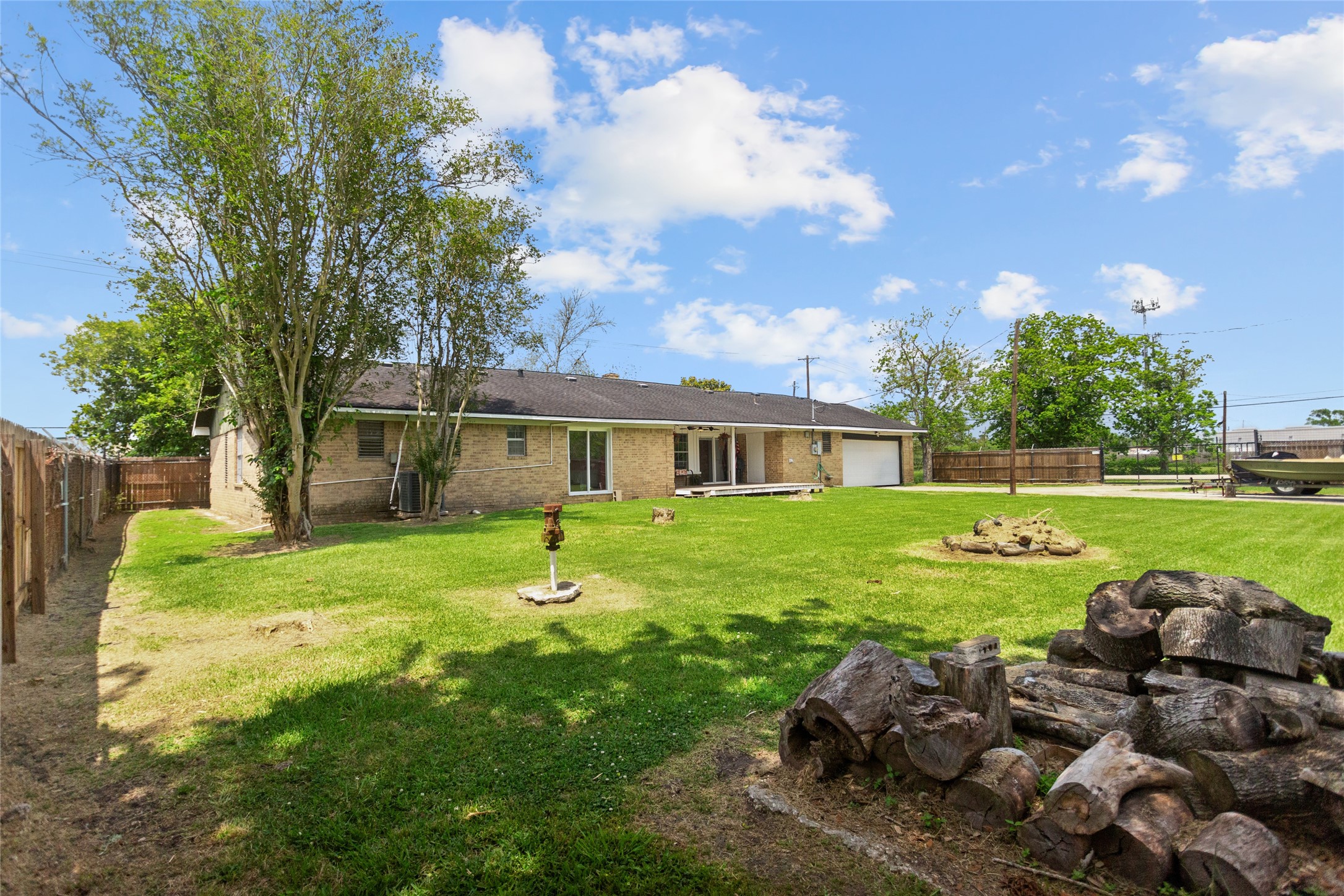 So much space in this yard! Truly a rare find with no HOA.