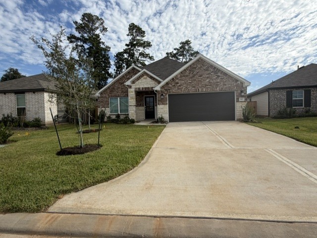 985 Garden Path Drive, Willis, TX 77378