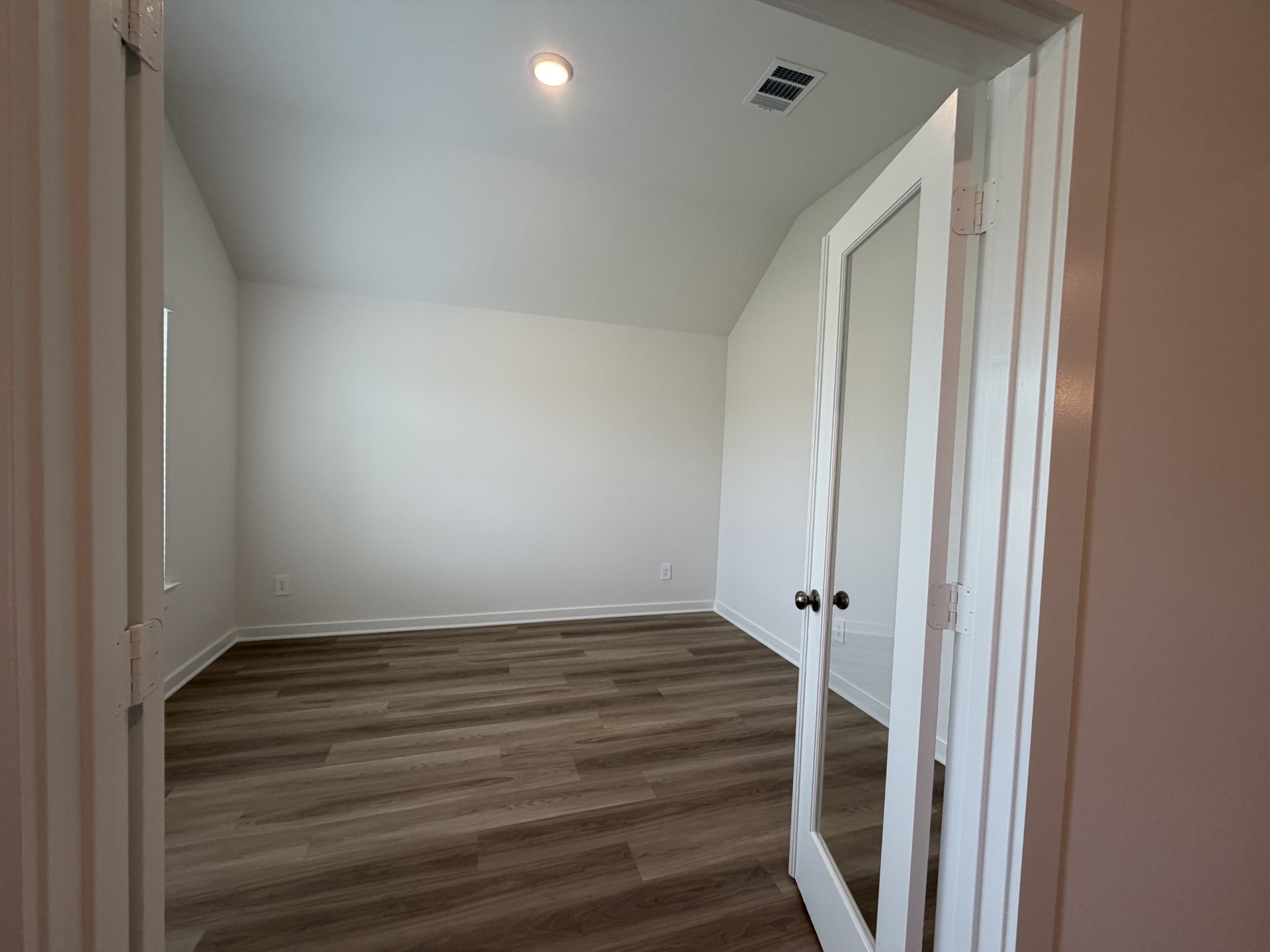 985 Garden Path Drive, Willis, TX 77378