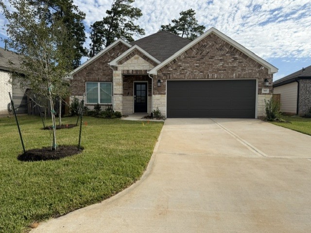 985 Garden Path Drive, Willis, TX 77378