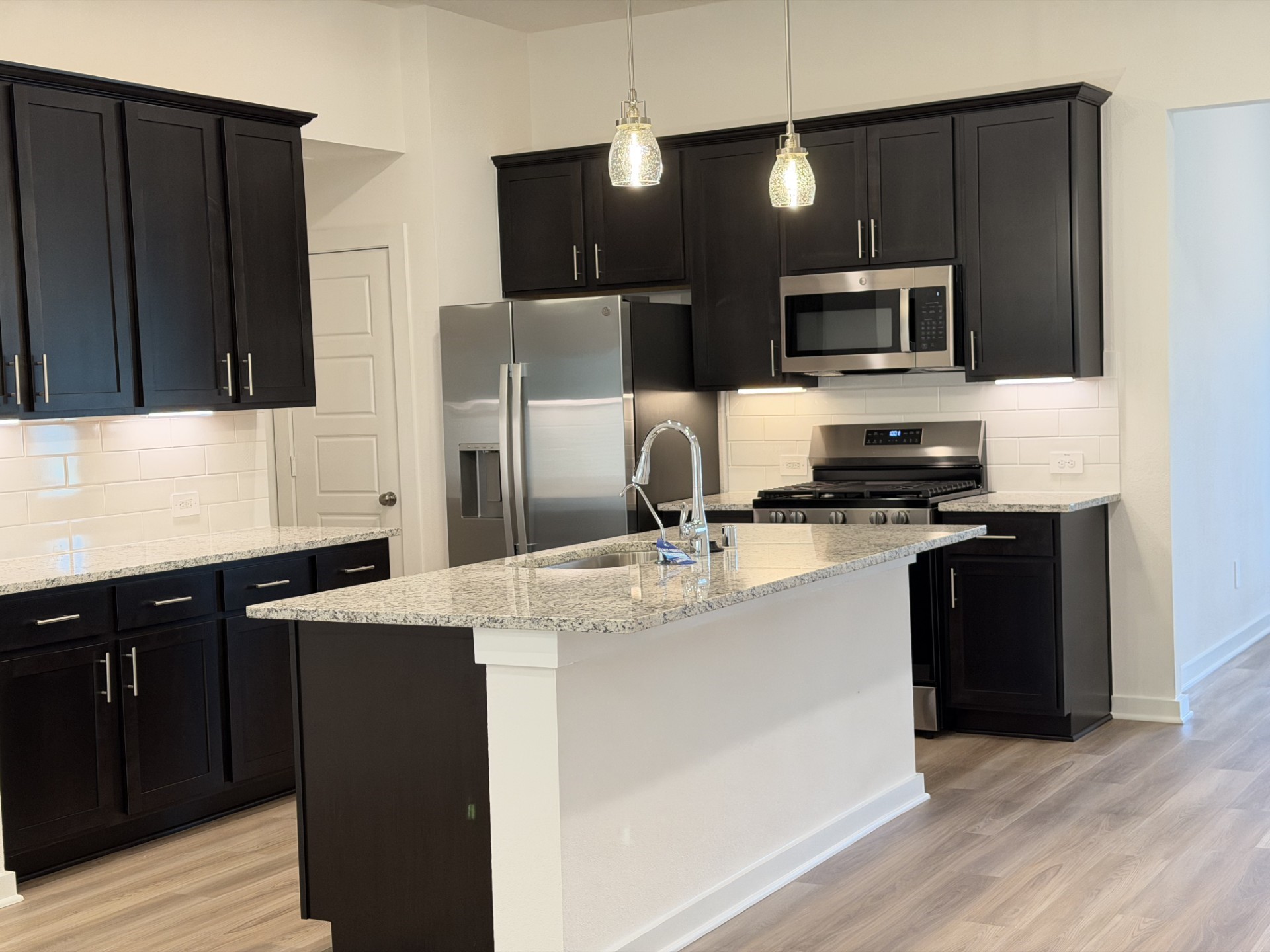 985 Garden Path Drive, Willis, TX 77378
