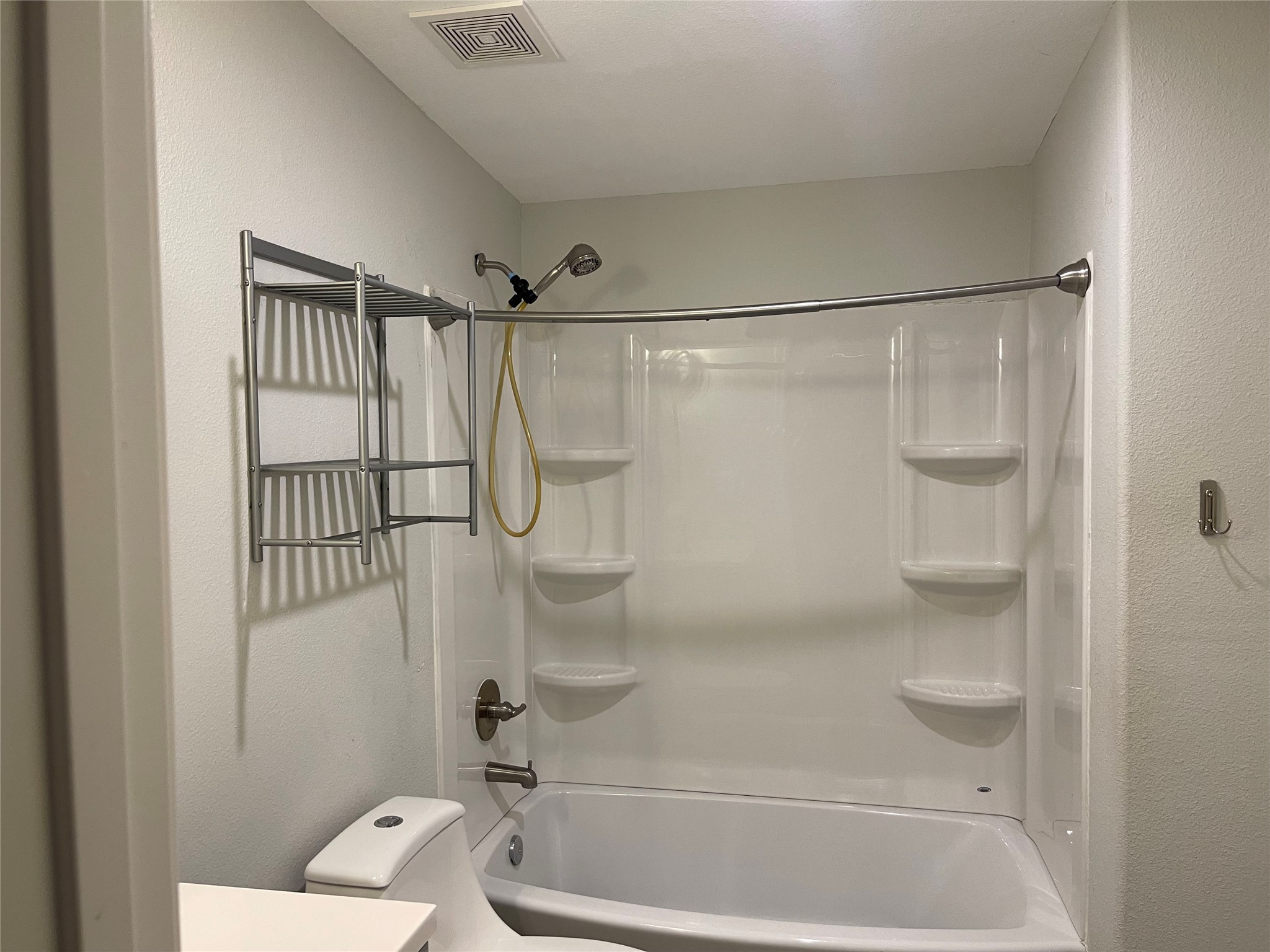HALL BATHROOM 2ND VIEW