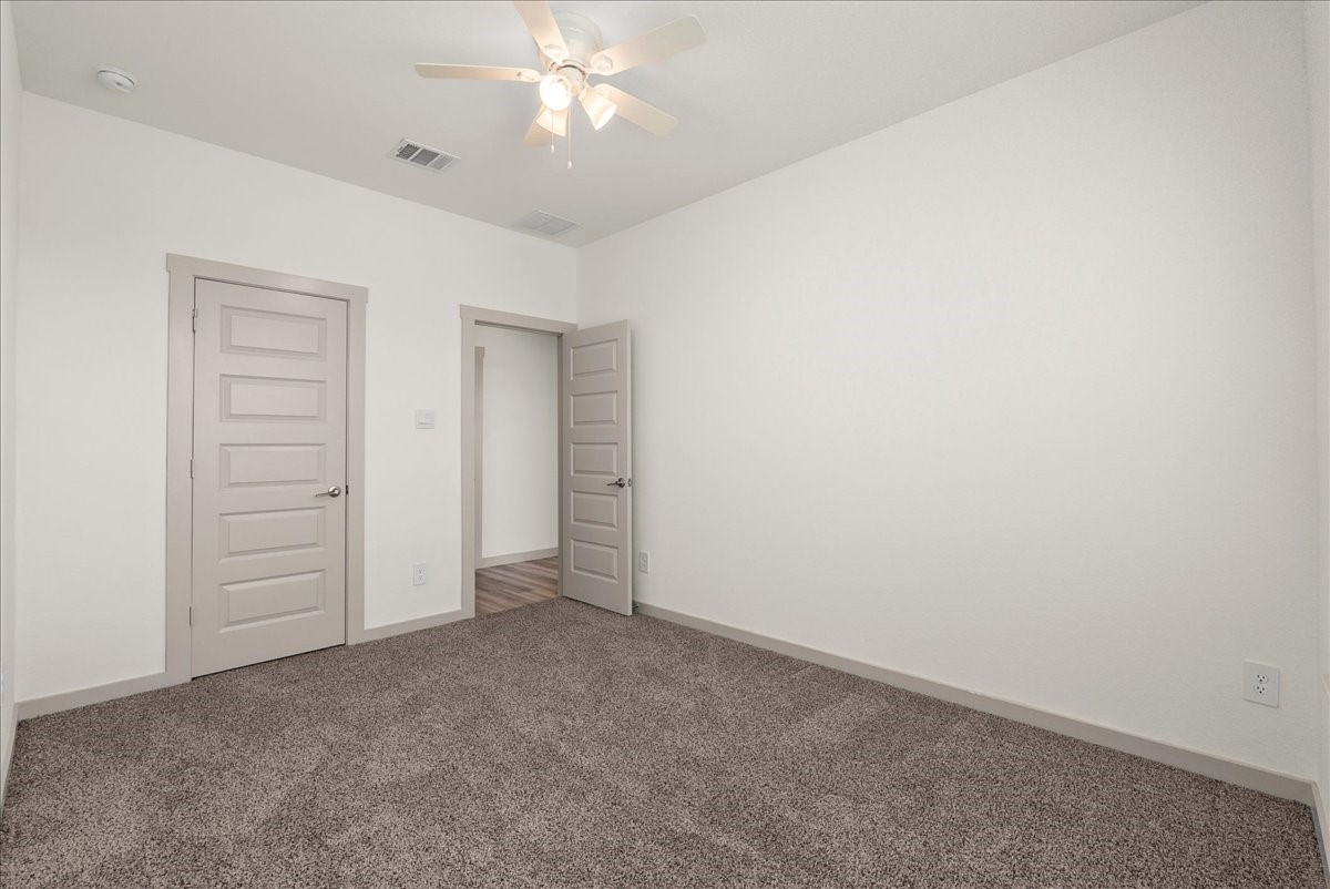 716 Westwood Drive, League City, TX 77573