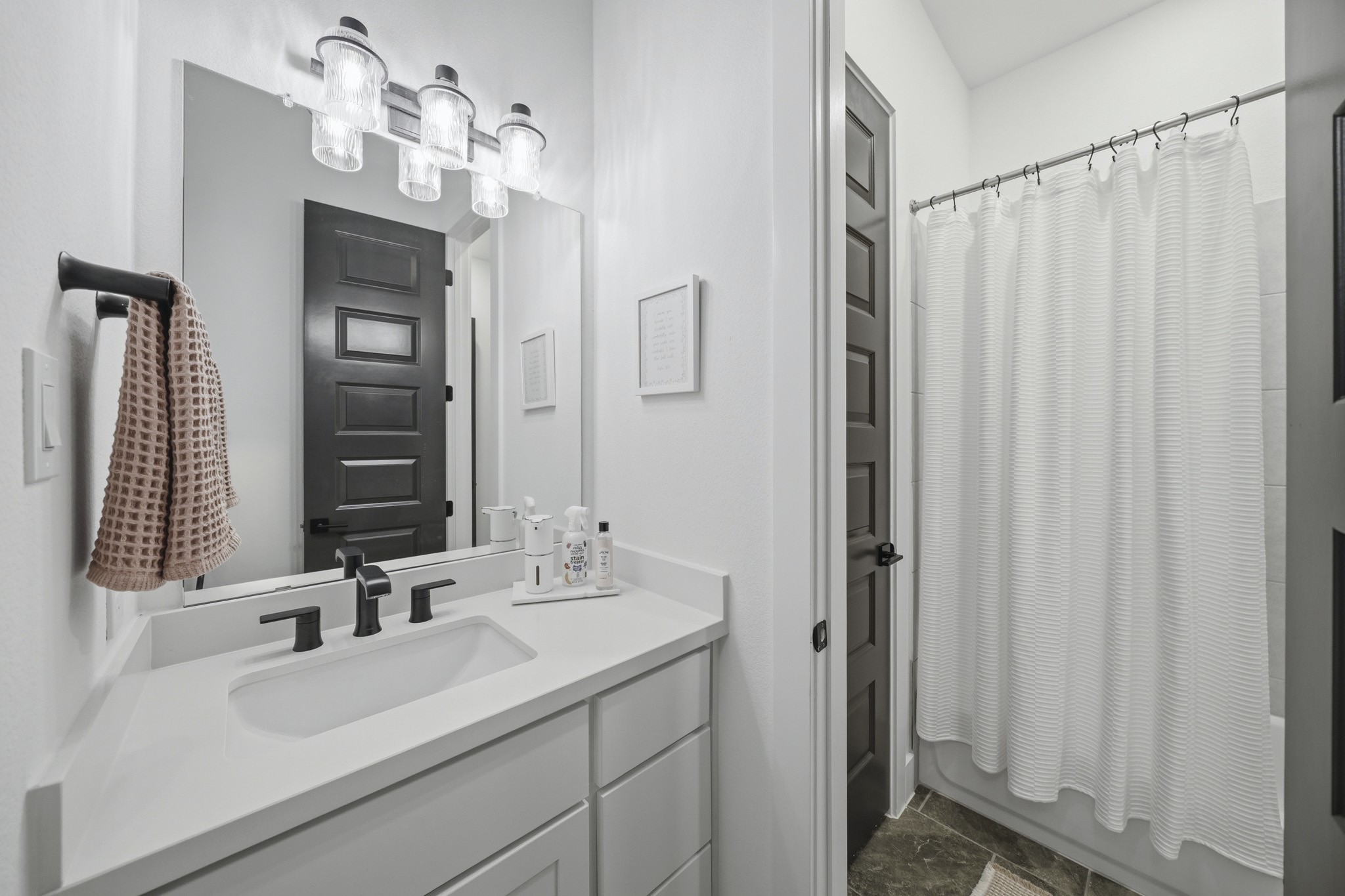 2523 Tradewind Pass Drive, Missouri City, TX 77459