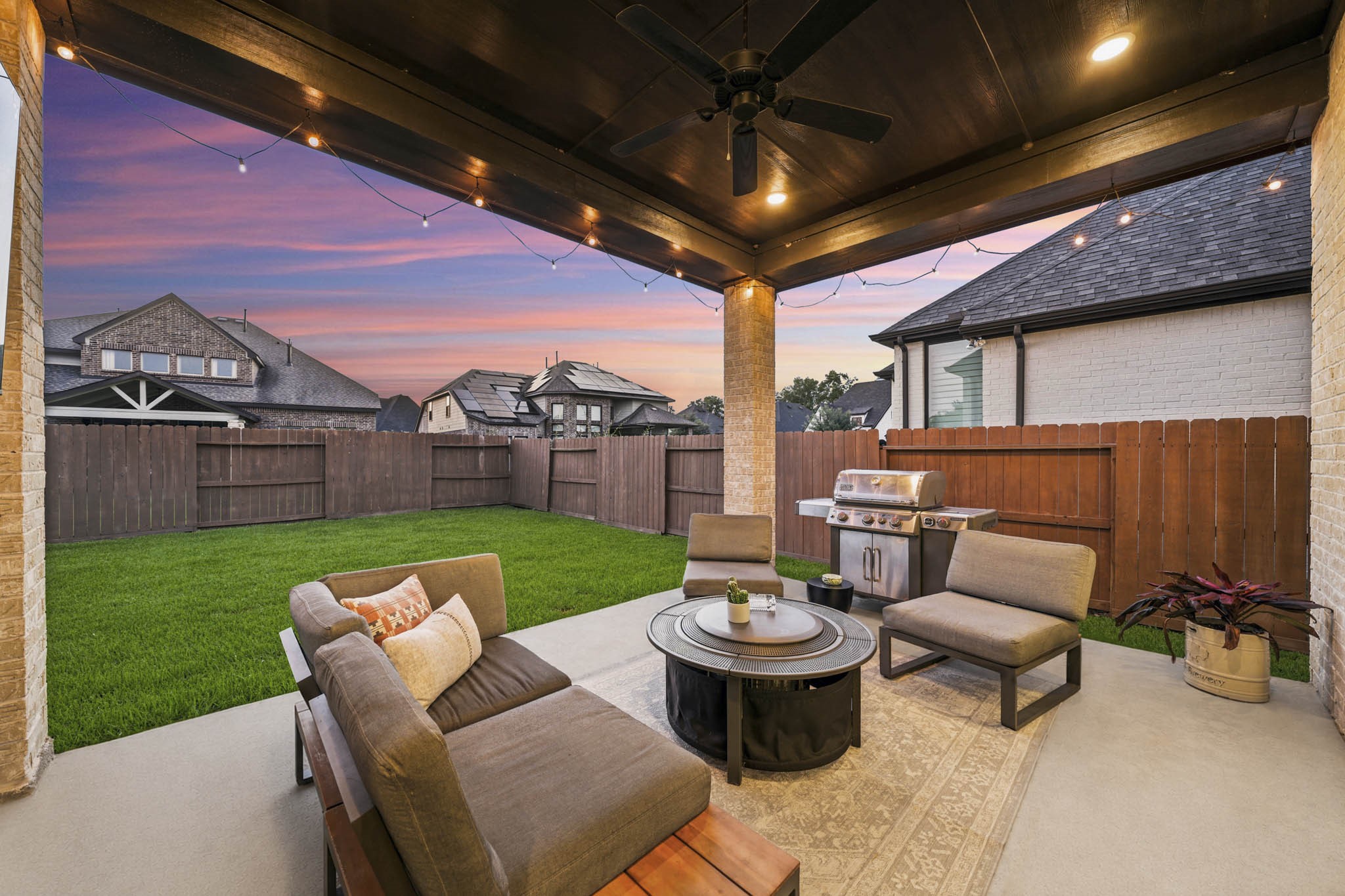 2523 Tradewind Pass Drive, Missouri City, TX 77459