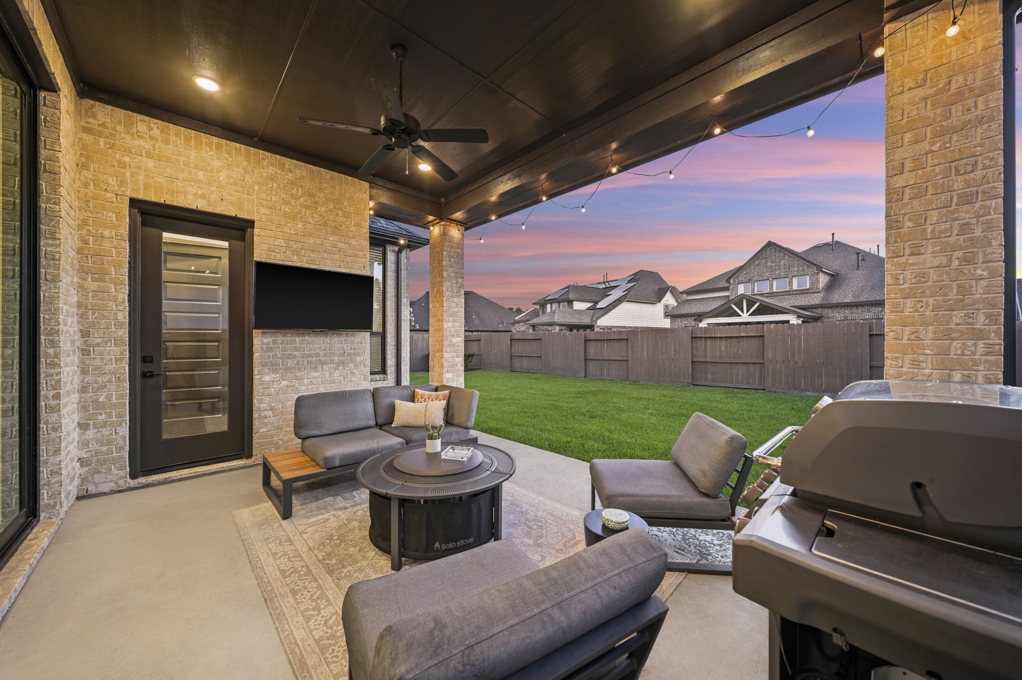 2523 Tradewind Pass Drive, Missouri City, TX 77459