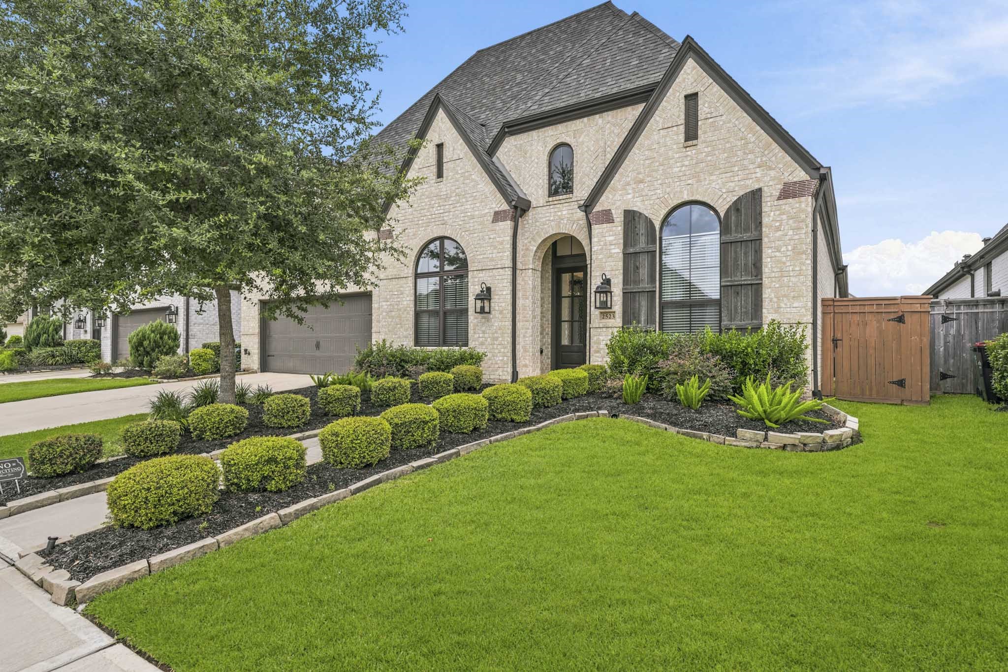 2523 Tradewind Pass Drive, Missouri City, TX 77459