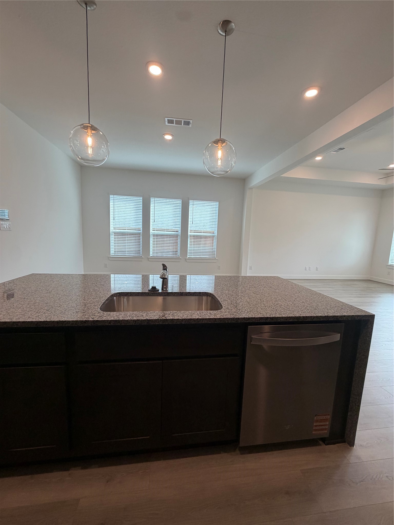 7129 Carriage Light Drive, Magnolia, TX 77354