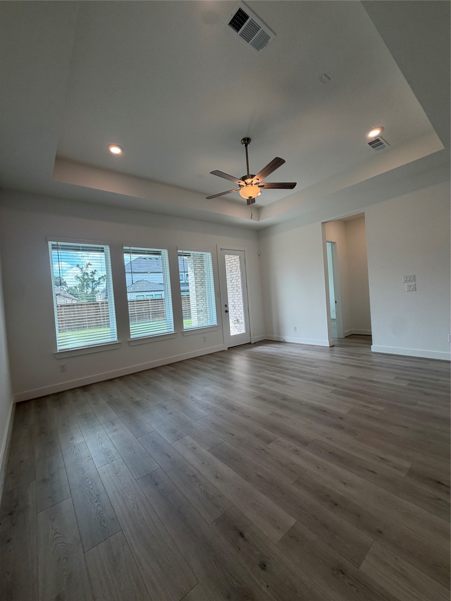 7129 Carriage Light Drive, Magnolia, TX 77354