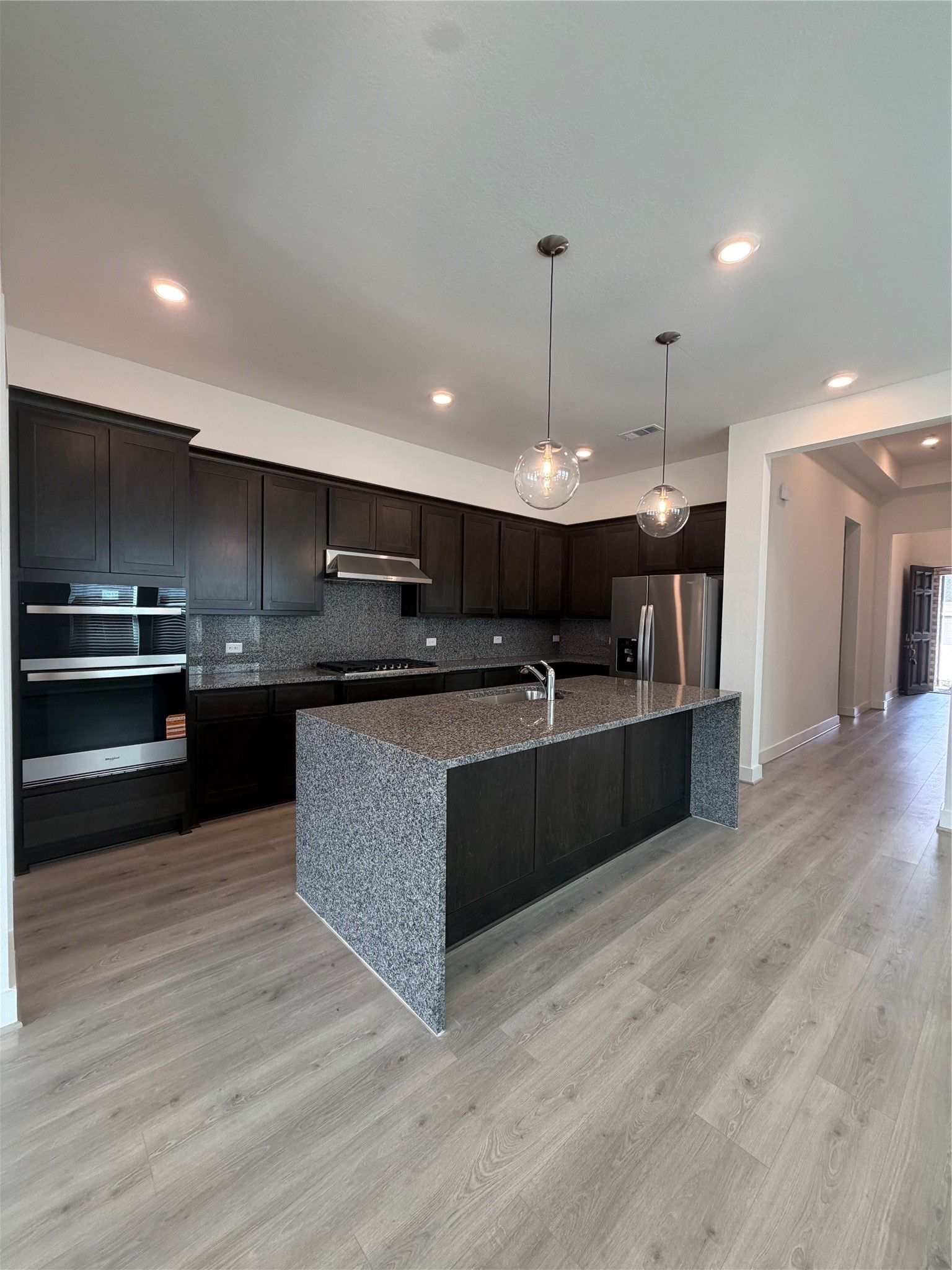 7129 Carriage Light Drive, Magnolia, TX 77354