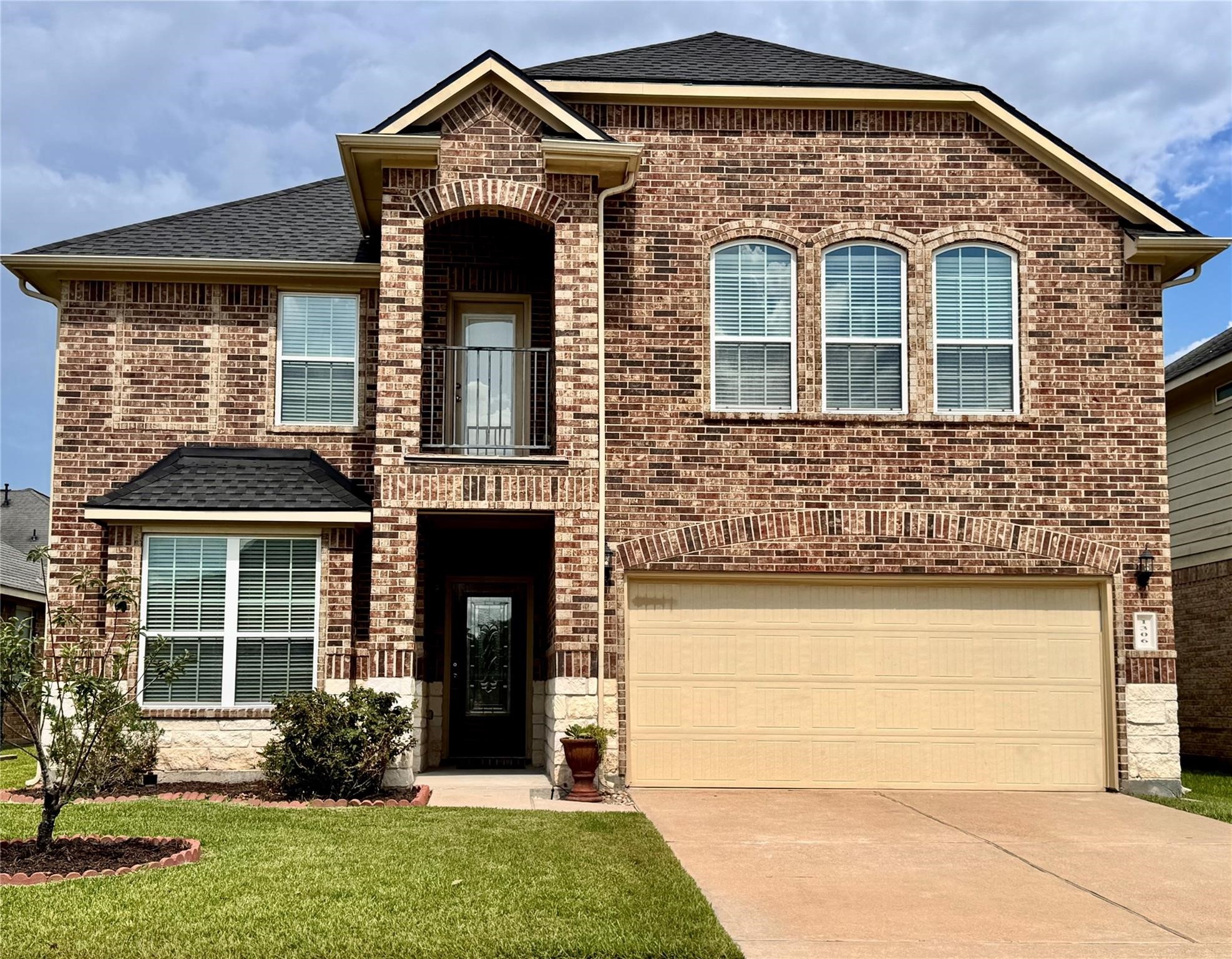1306 S Maple Drive, Katy, TX 77493