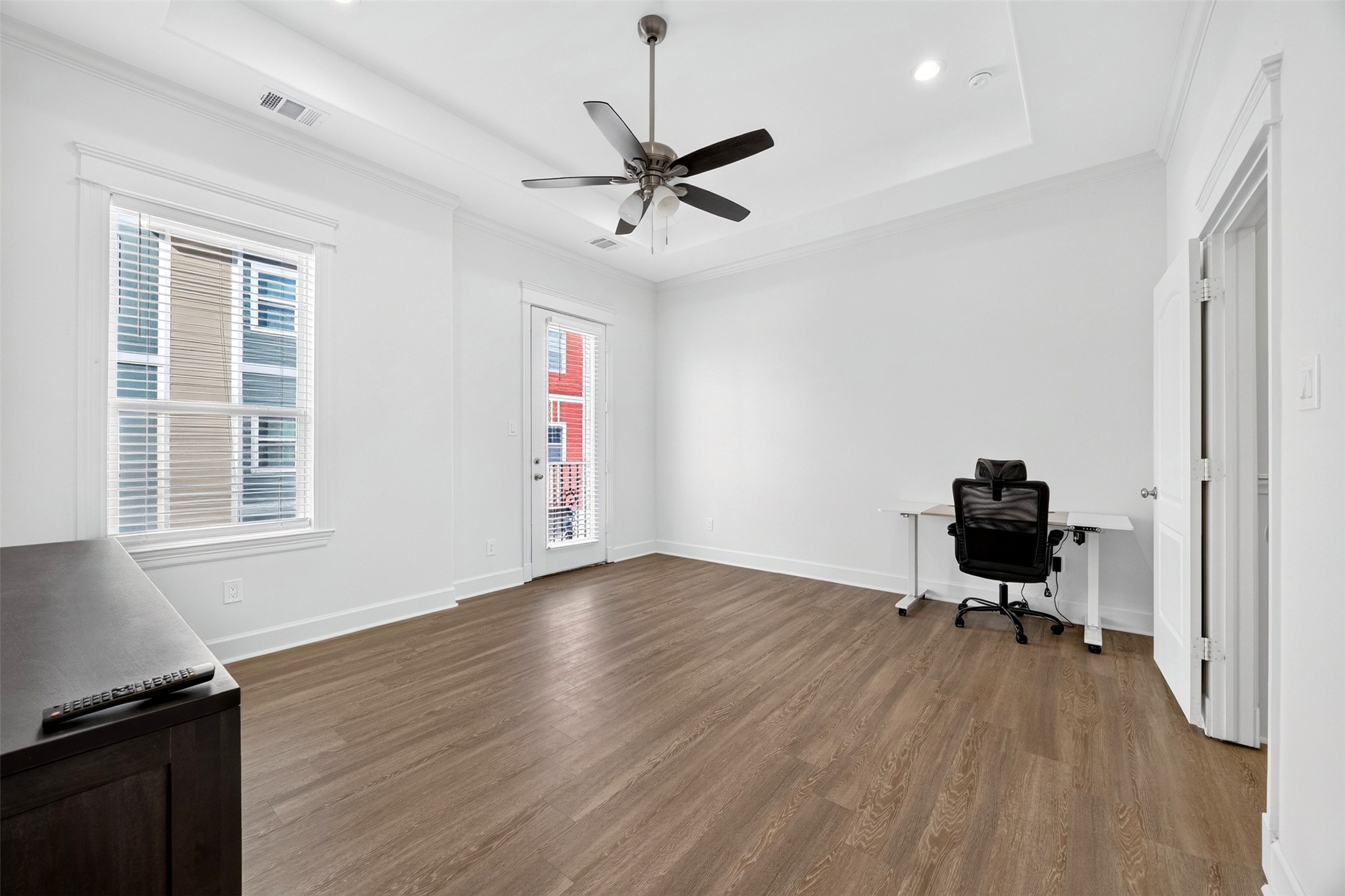 2121 Bidwell Drive, Houston, TX 77018