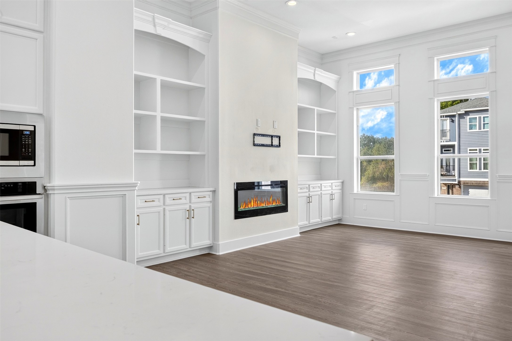 2121 Bidwell Drive, Houston, TX 77018