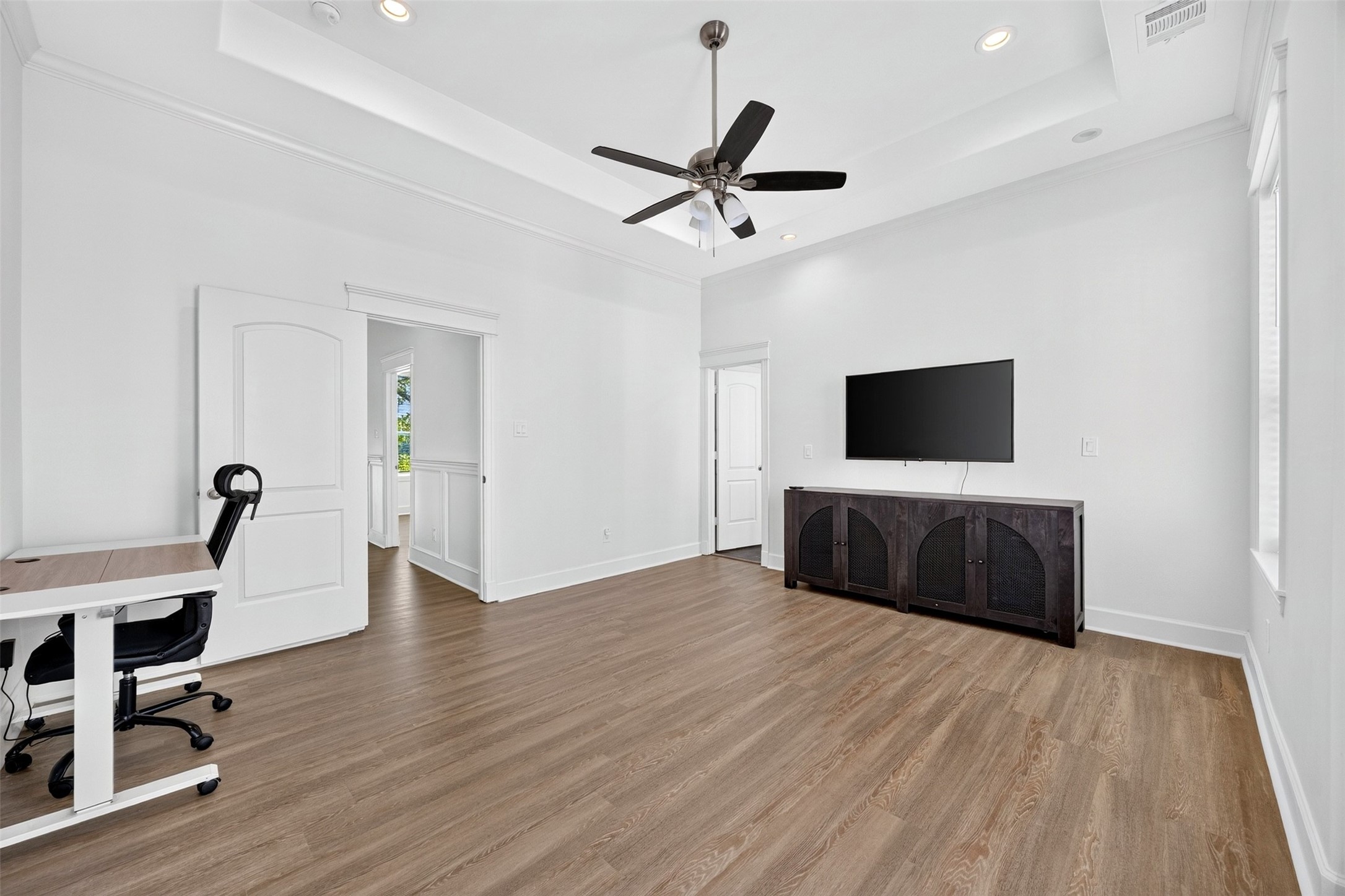 2121 Bidwell Drive, Houston, TX 77018