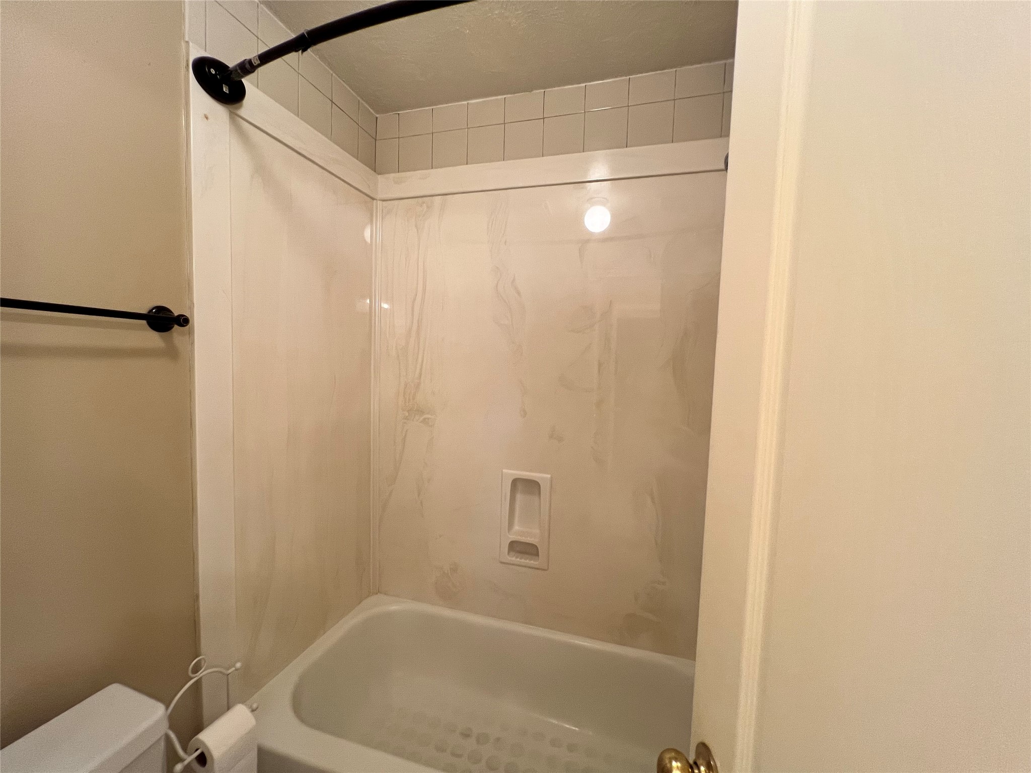 2005 Dawn Crest Court, League City, TX 77573