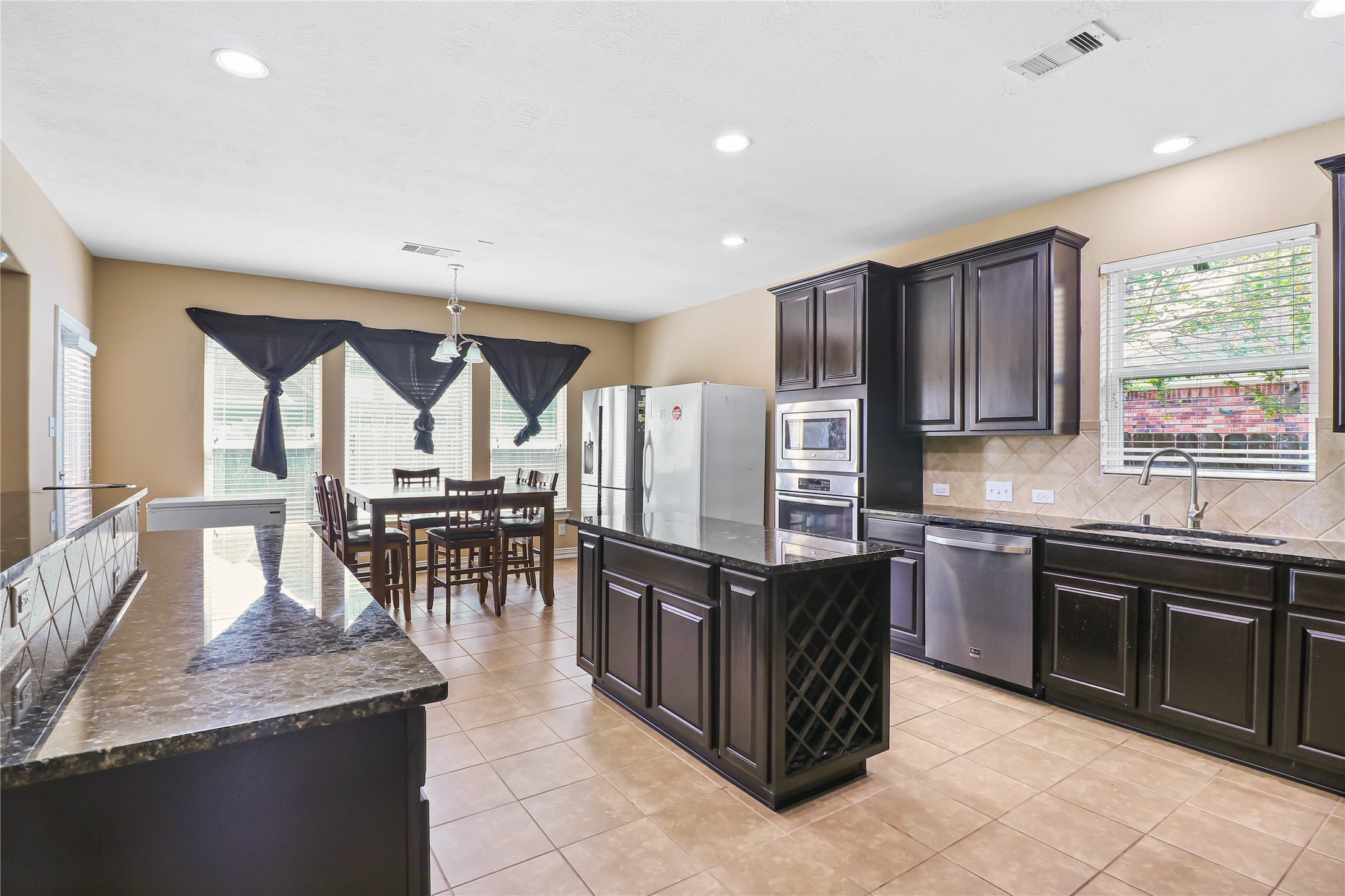 31603 Dunham Lake Drive, Hockley, TX 77447