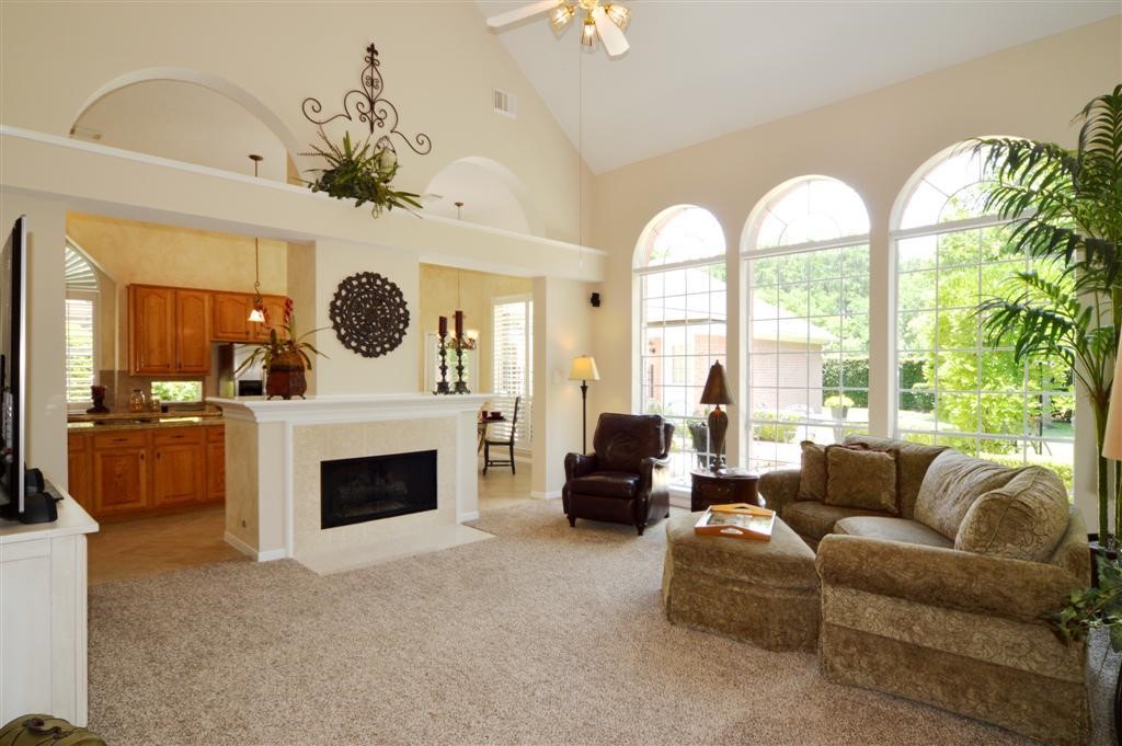 4103 Walnut Pond Drive, Houston, TX 77059