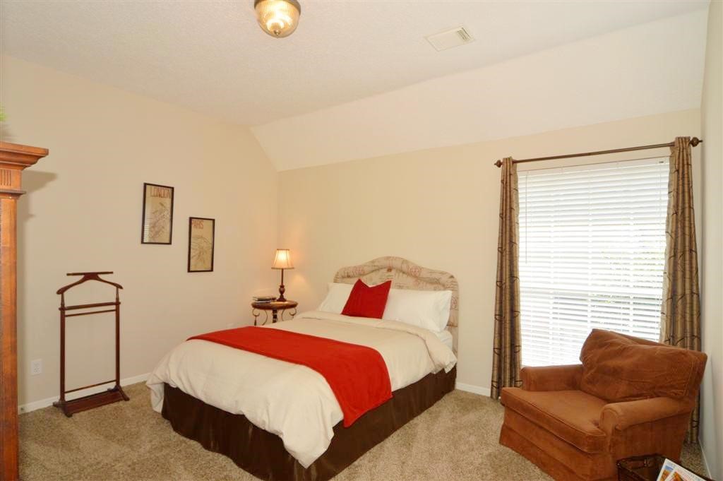 4103 Walnut Pond Drive, Houston, TX 77059