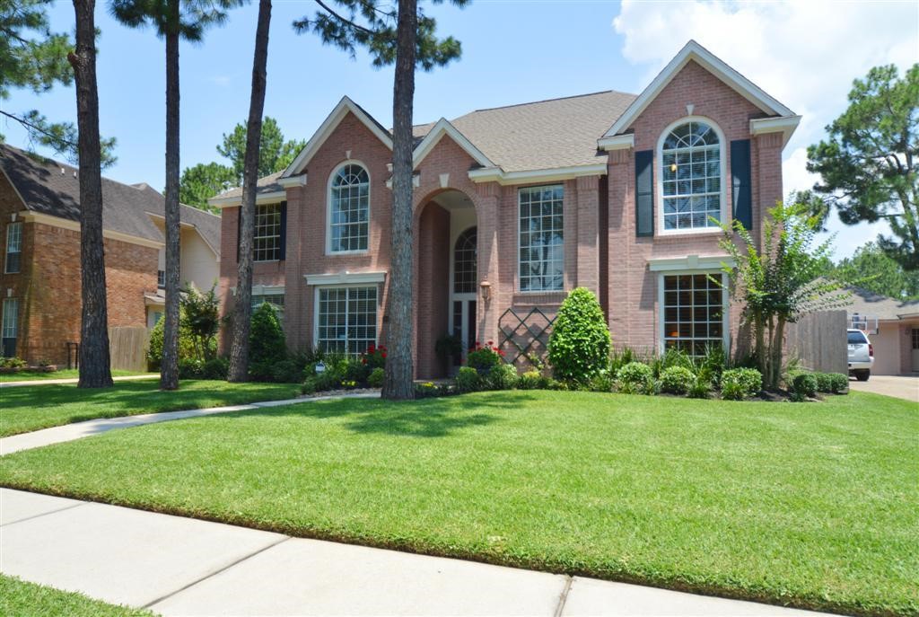 4103 Walnut Pond Drive, Houston, TX 77059