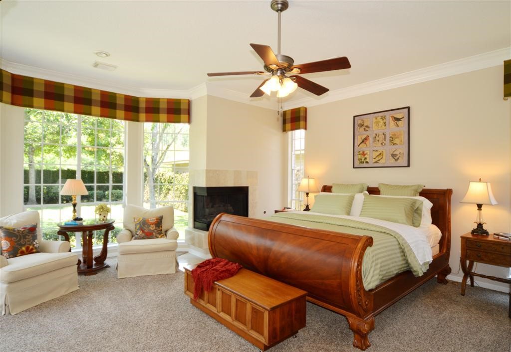 4103 Walnut Pond Drive, Houston, TX 77059