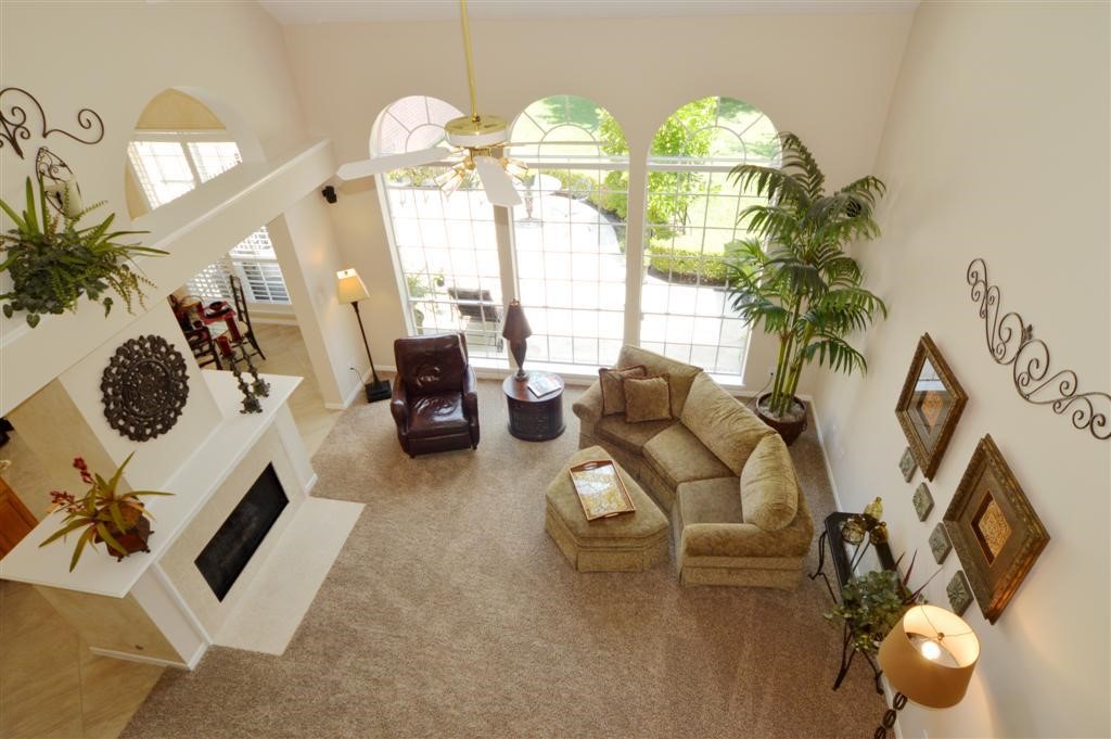 4103 Walnut Pond Drive, Houston, TX 77059