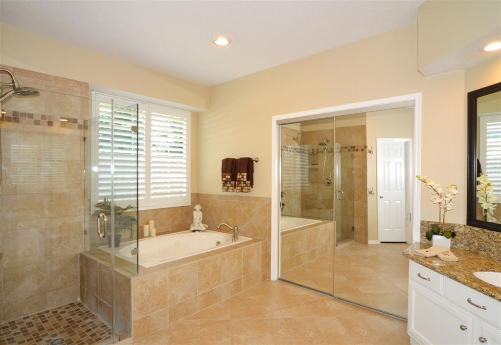 4103 Walnut Pond Drive, Houston, TX 77059