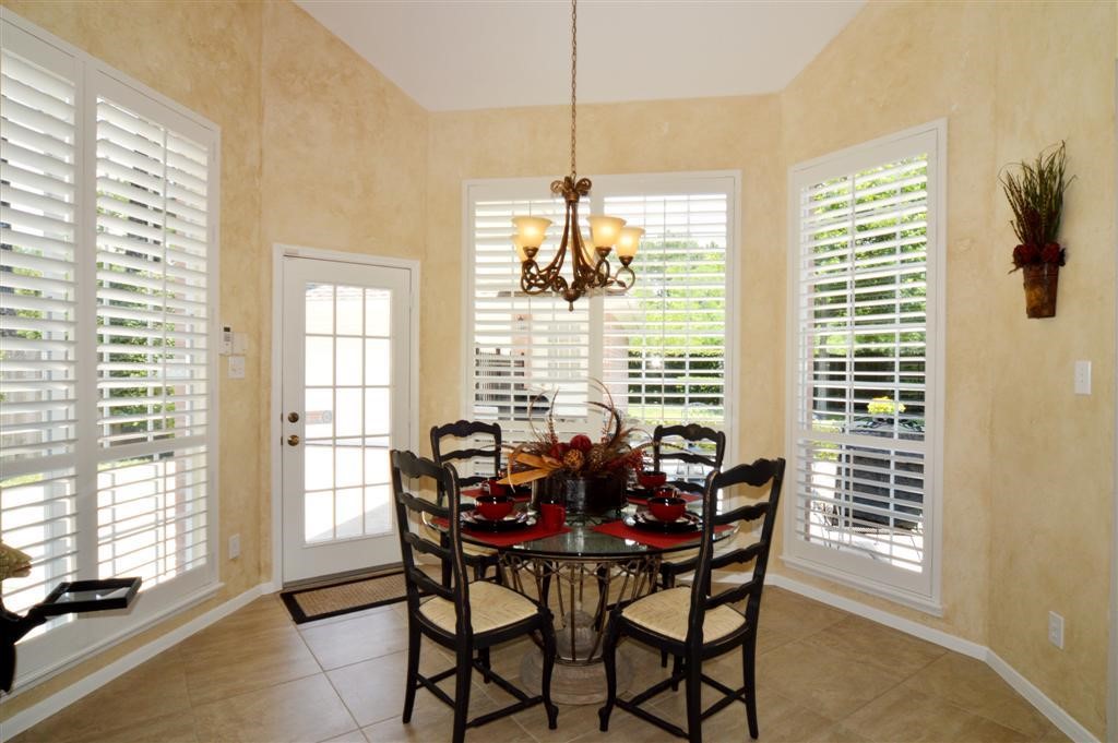 4103 Walnut Pond Drive, Houston, TX 77059 4103 Walnut Pond Drive, Houston, TX 77059
