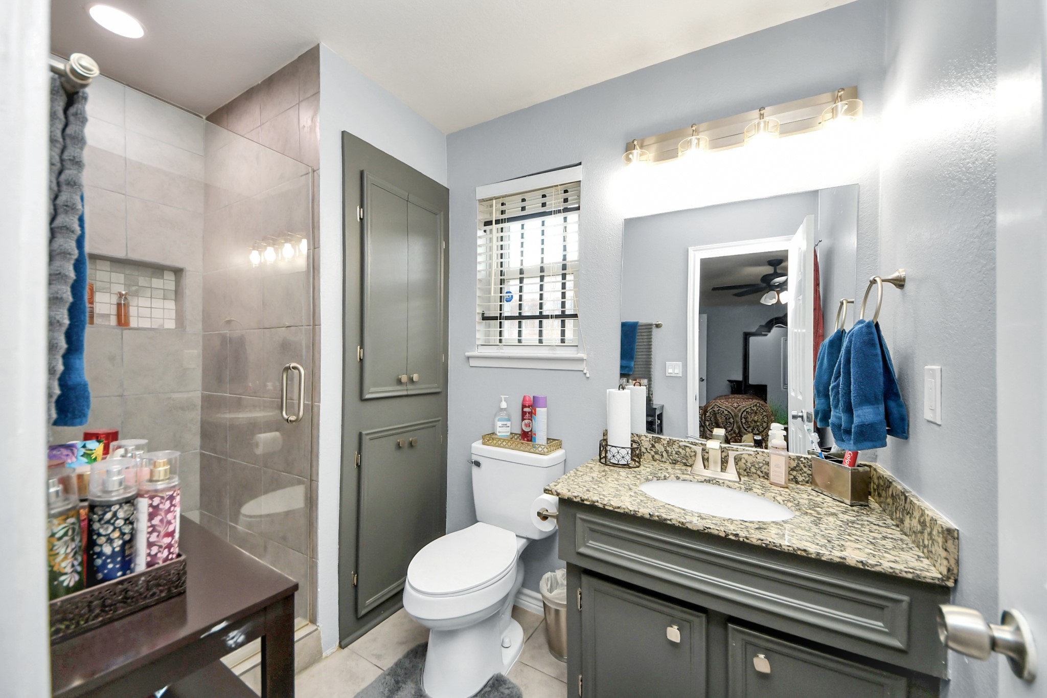 1930 Deerhurst Lane, Houston, TX 77088