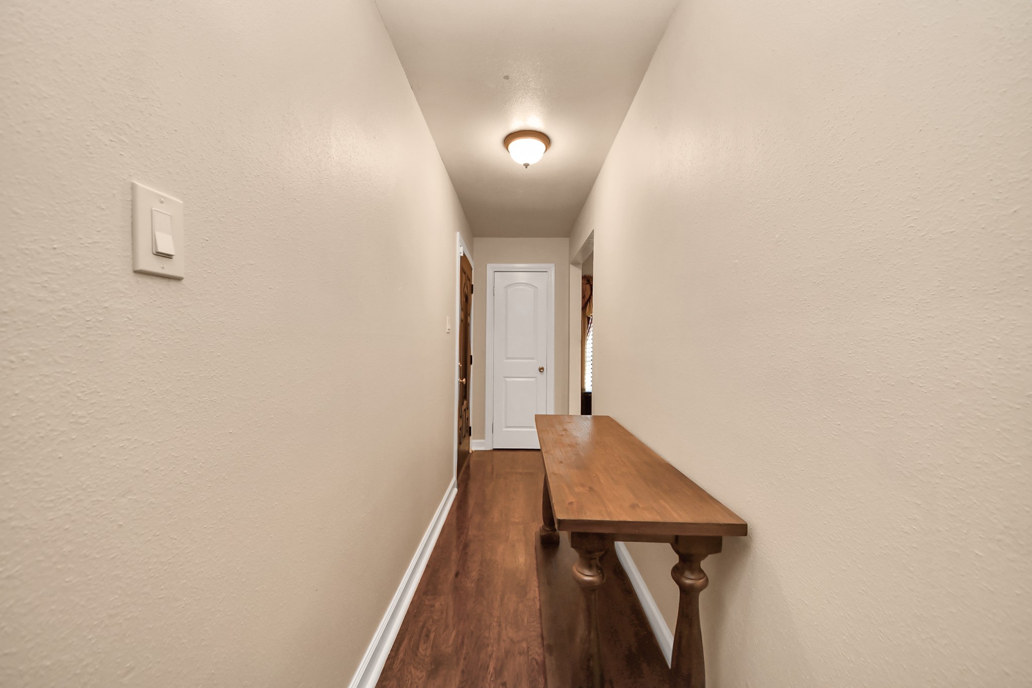 1930 Deerhurst Lane, Houston, TX 77088