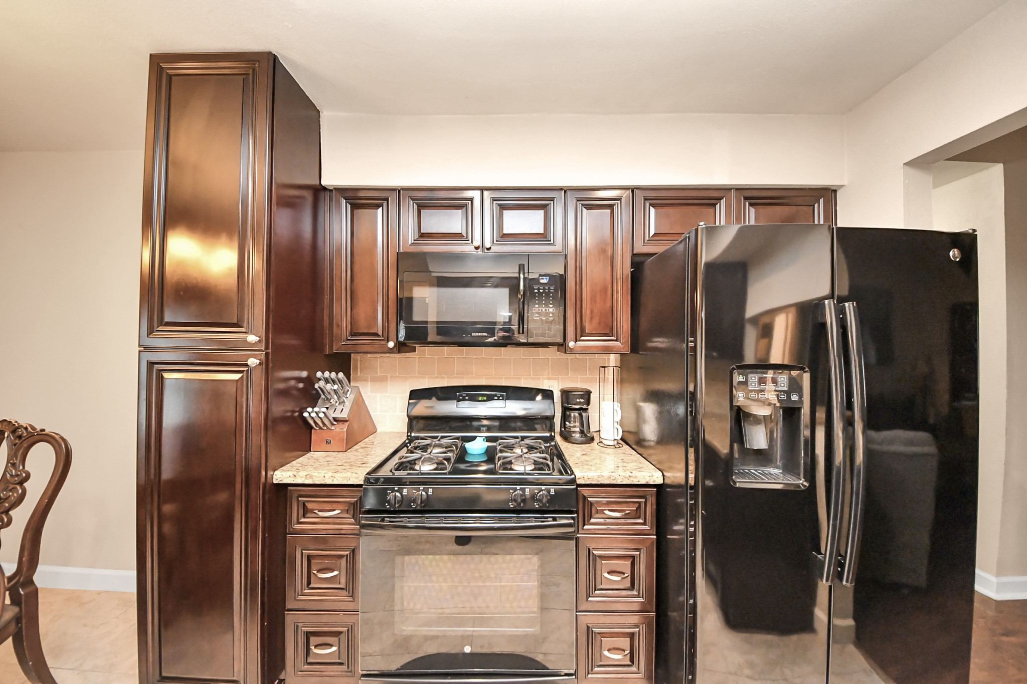 1930 Deerhurst Lane, Houston, TX 77088