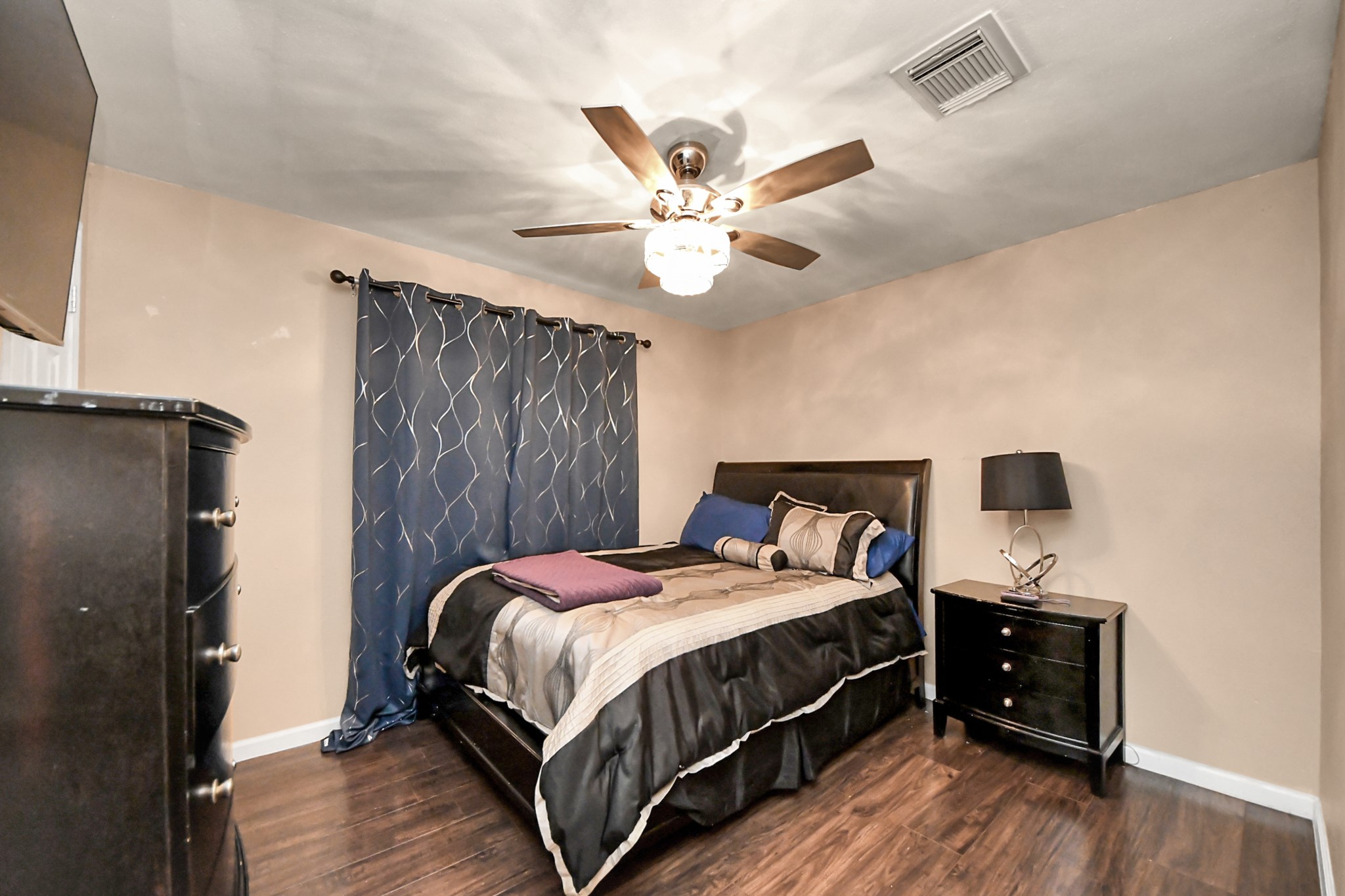 1930 Deerhurst Lane, Houston, TX 77088